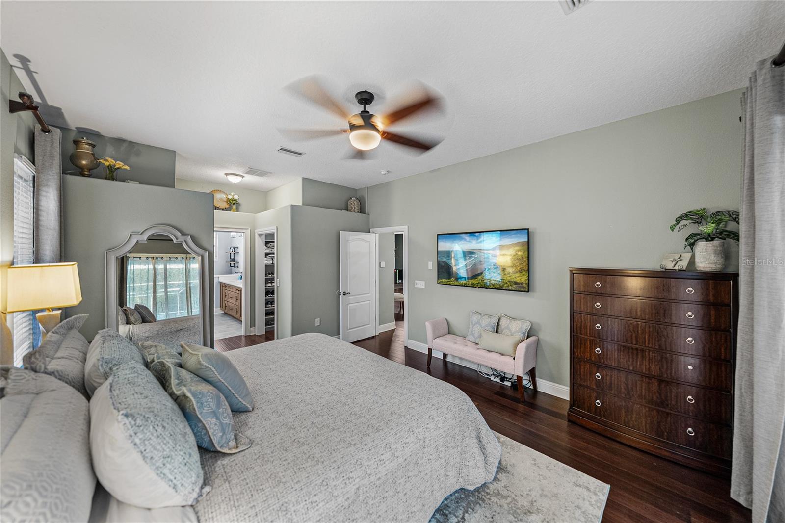 Image 40 of 100 For 6810 Luana Lane