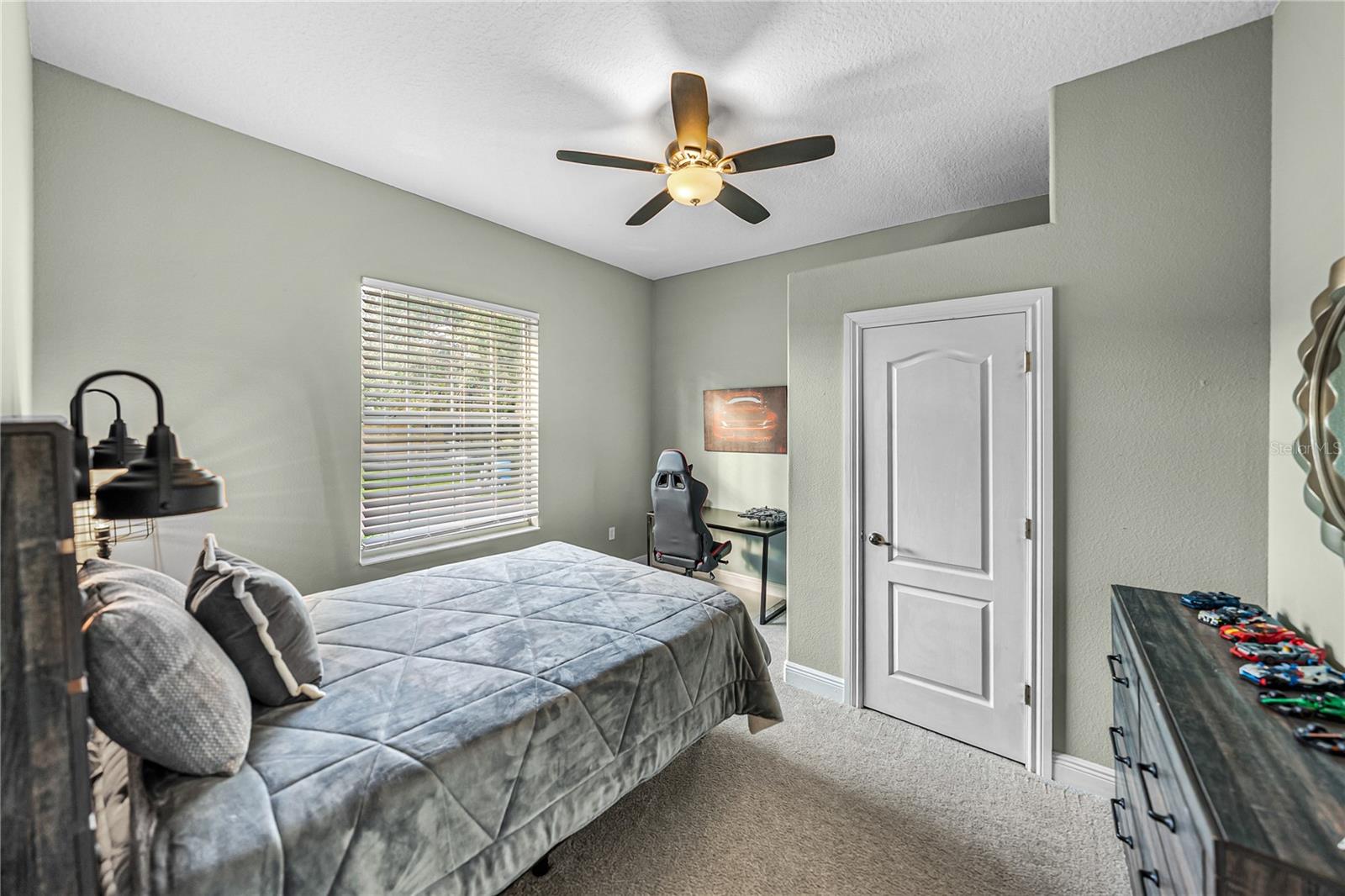 Image 54 of 100 For 6810 Luana Lane