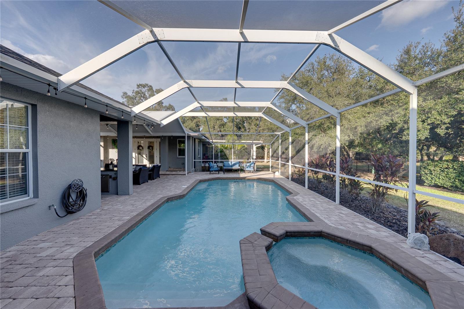 Image 59 of 100 For 6810 Luana Lane