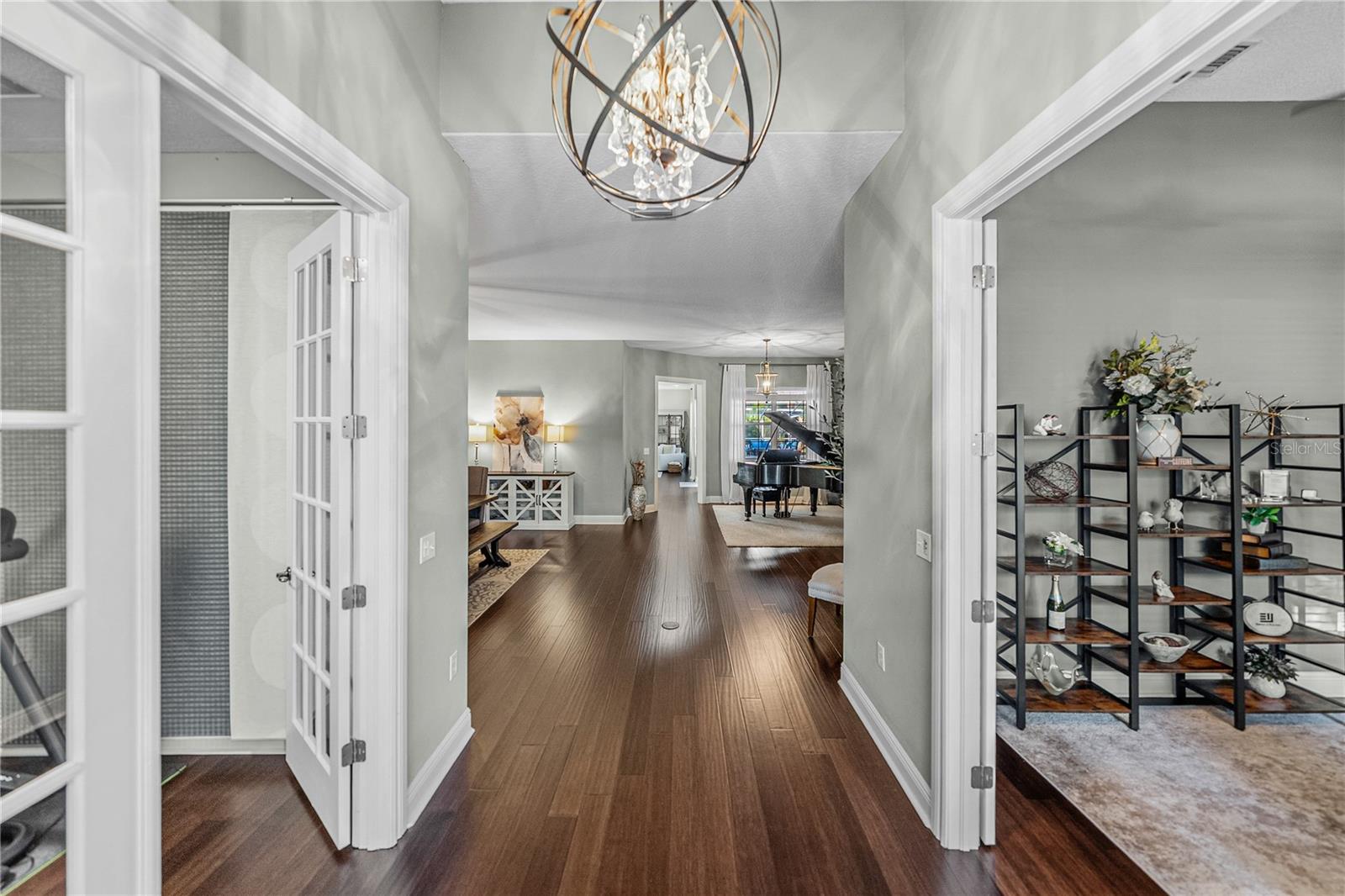 Image 6 of 100 For 6810 Luana Lane