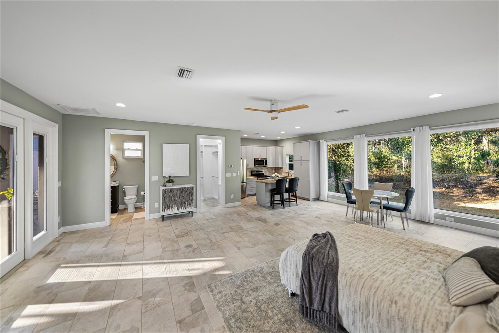 Image 78 of 100 For 6810 Luana Lane