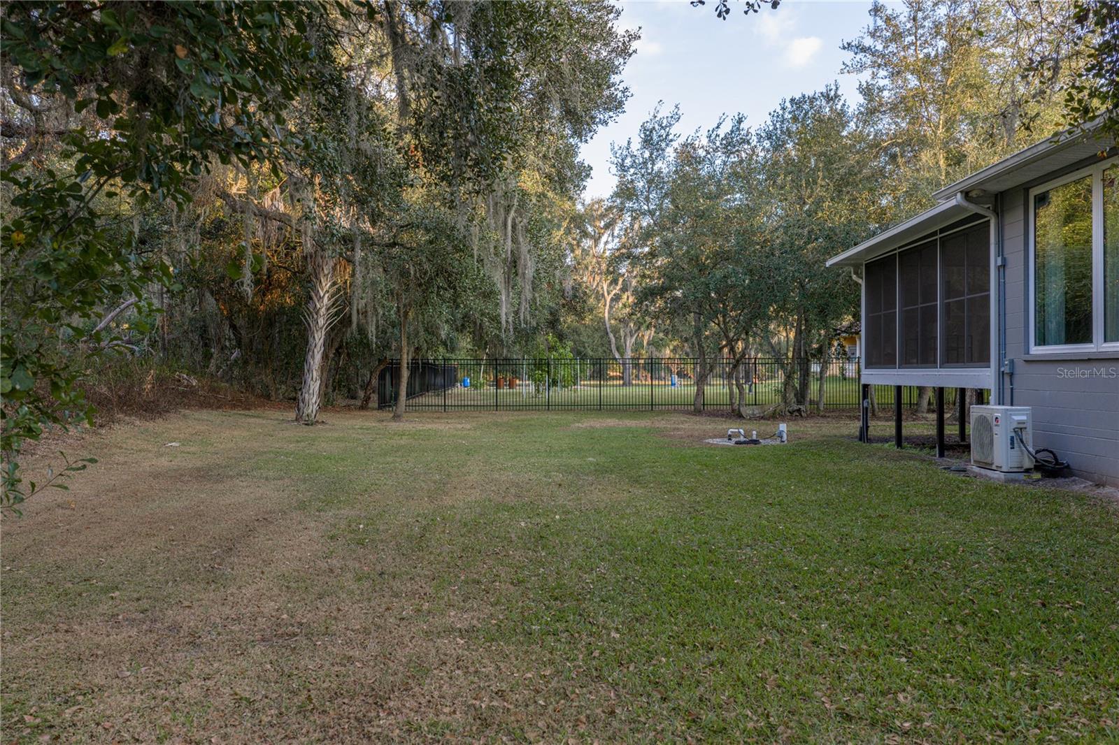 Image 94 of 100 For 6810 Luana Lane