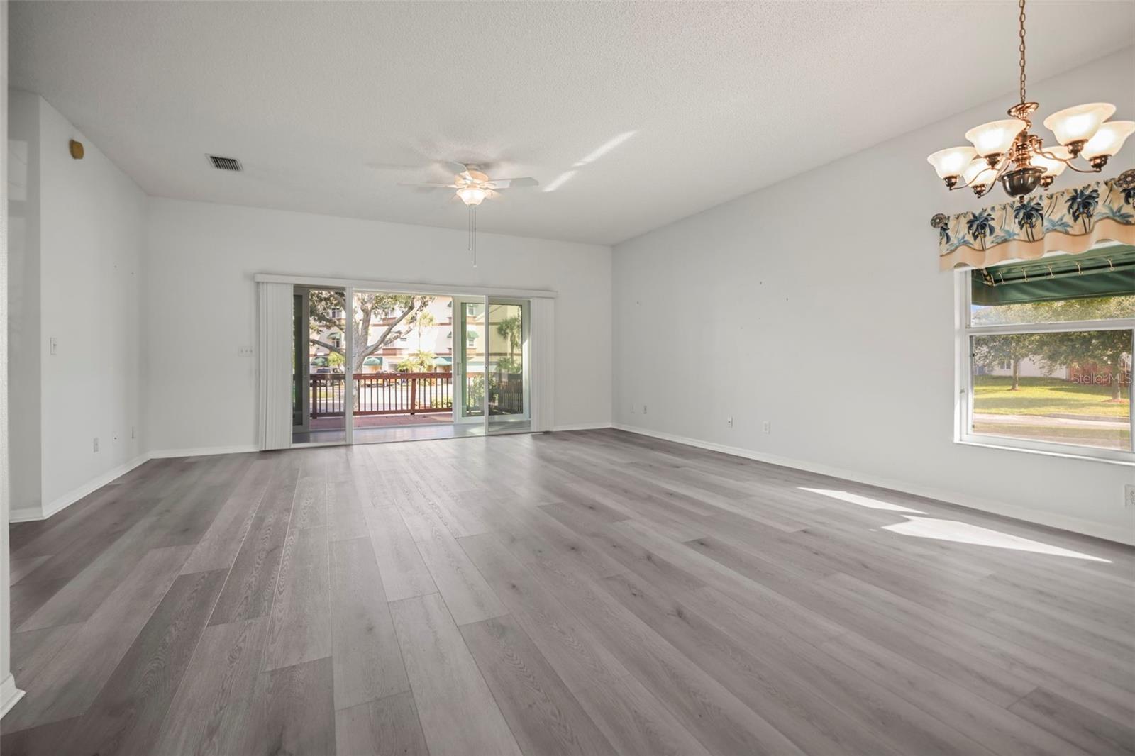 Image 12 of 67 For 6650 100th Way N 25c