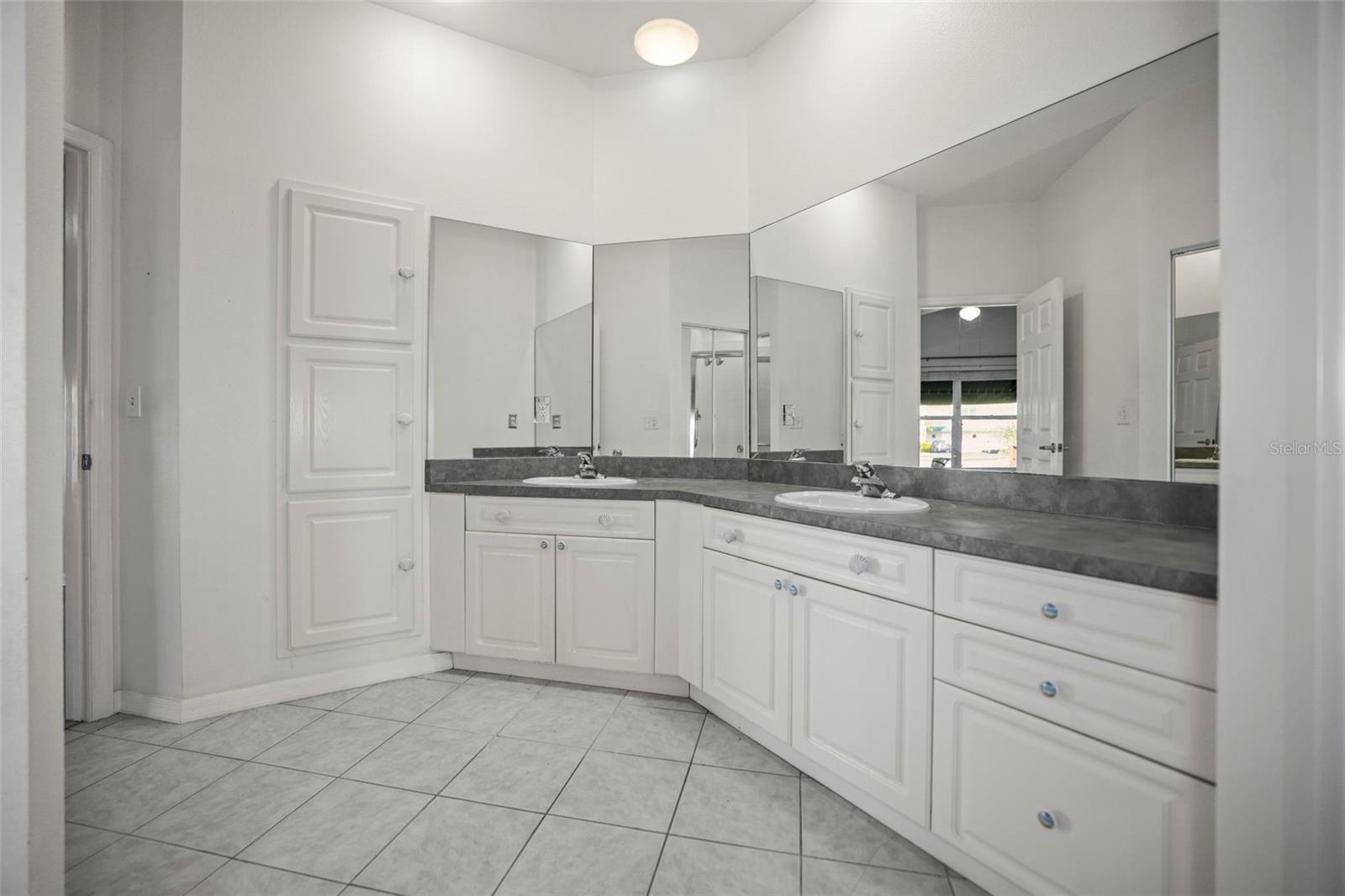 Image 27 of 67 For 6650 100th Way N 25c