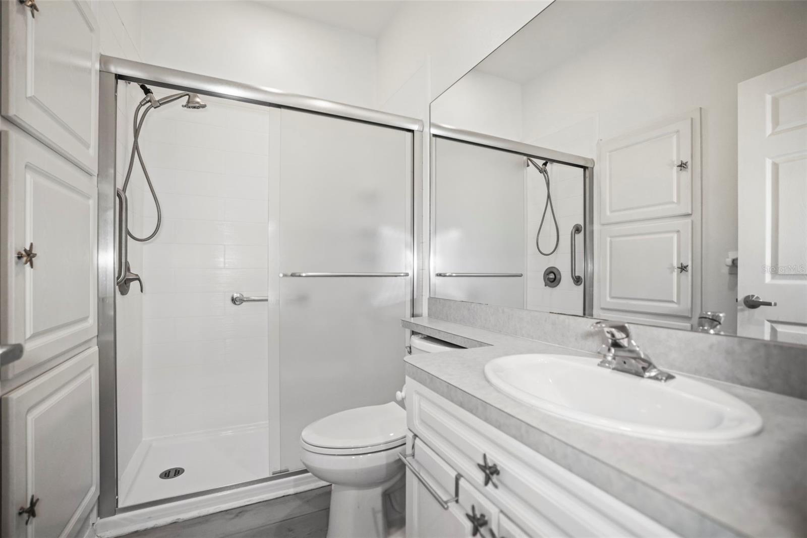 Image 33 of 67 For 6650 100th Way N 25c