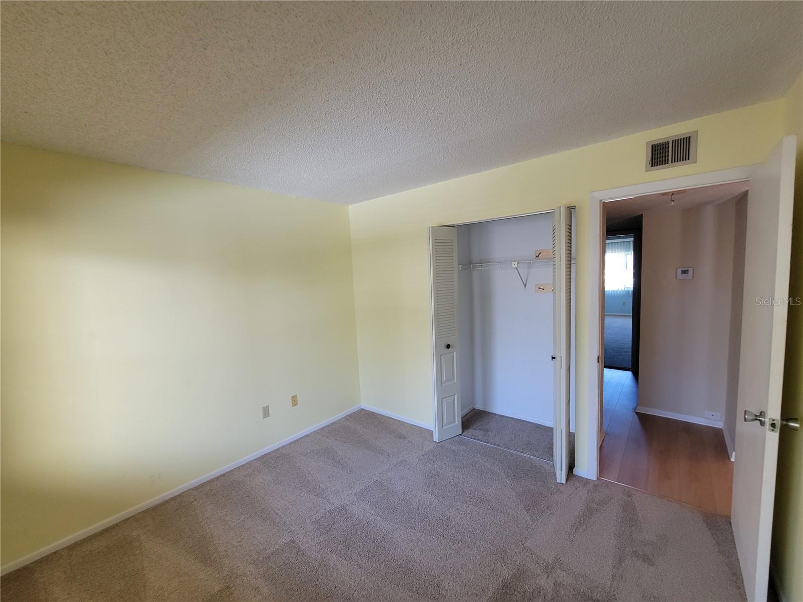 Image 17 of 30 For 5080 Locust Street Ne 223