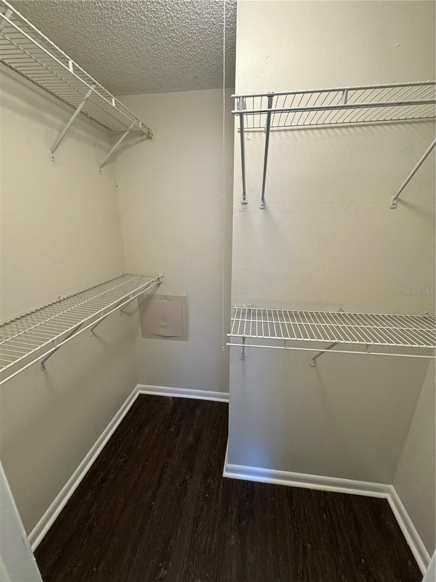 Image 17 of 58 For 3102 Horatio Street 12