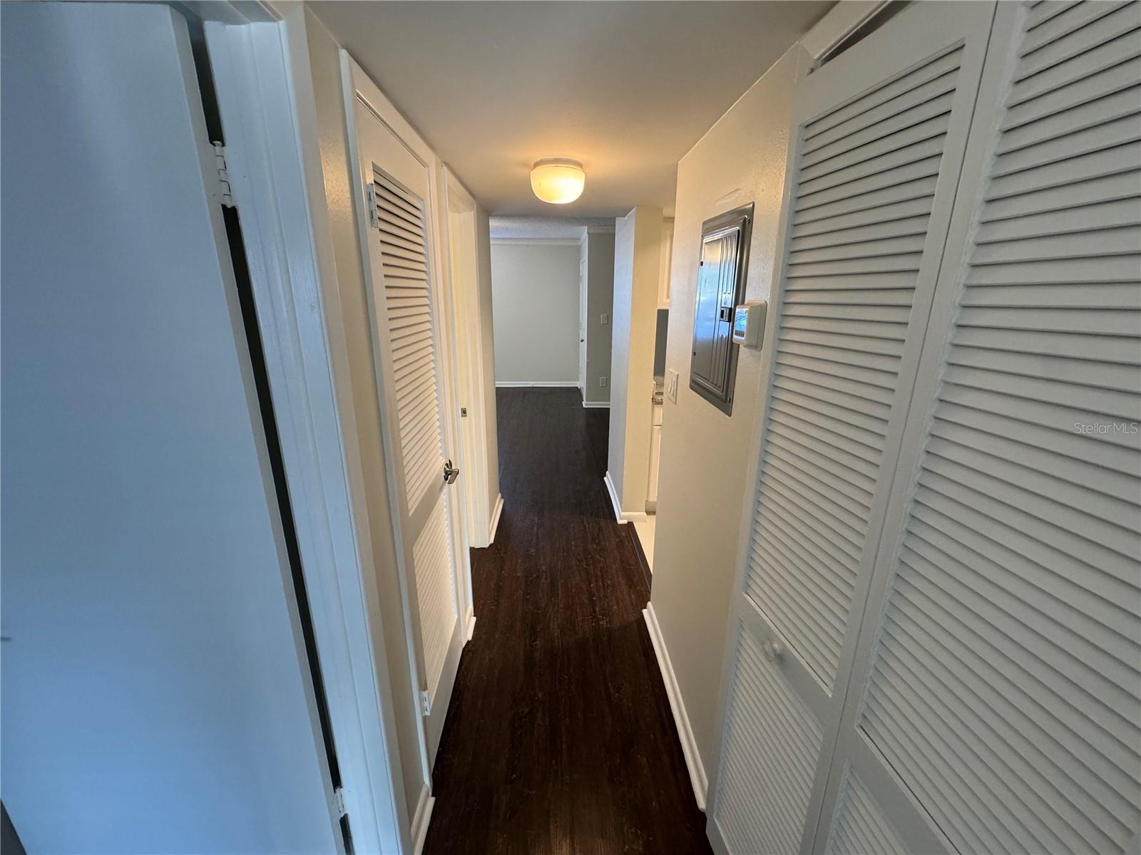 Image 18 of 58 For 3102 Horatio Street 12