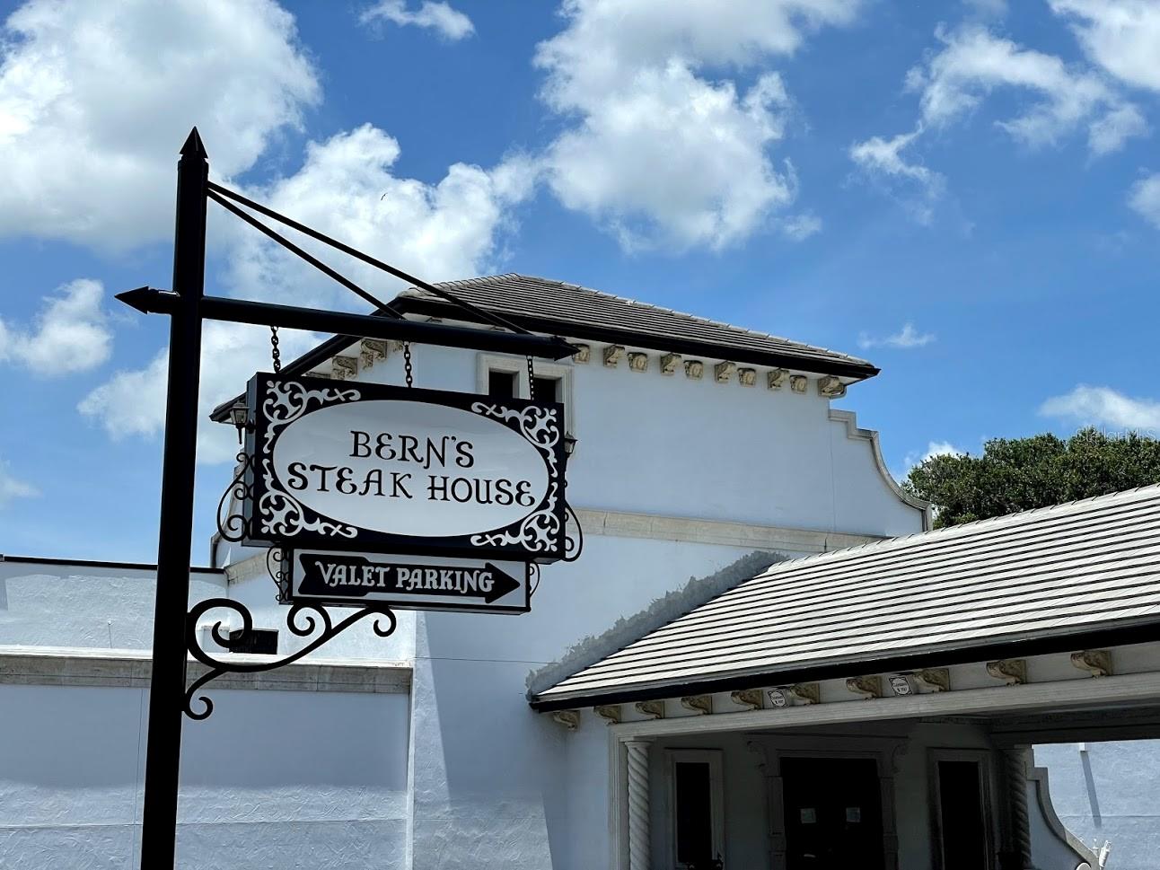 Image 36 of 58 For 3102 Horatio Street 12