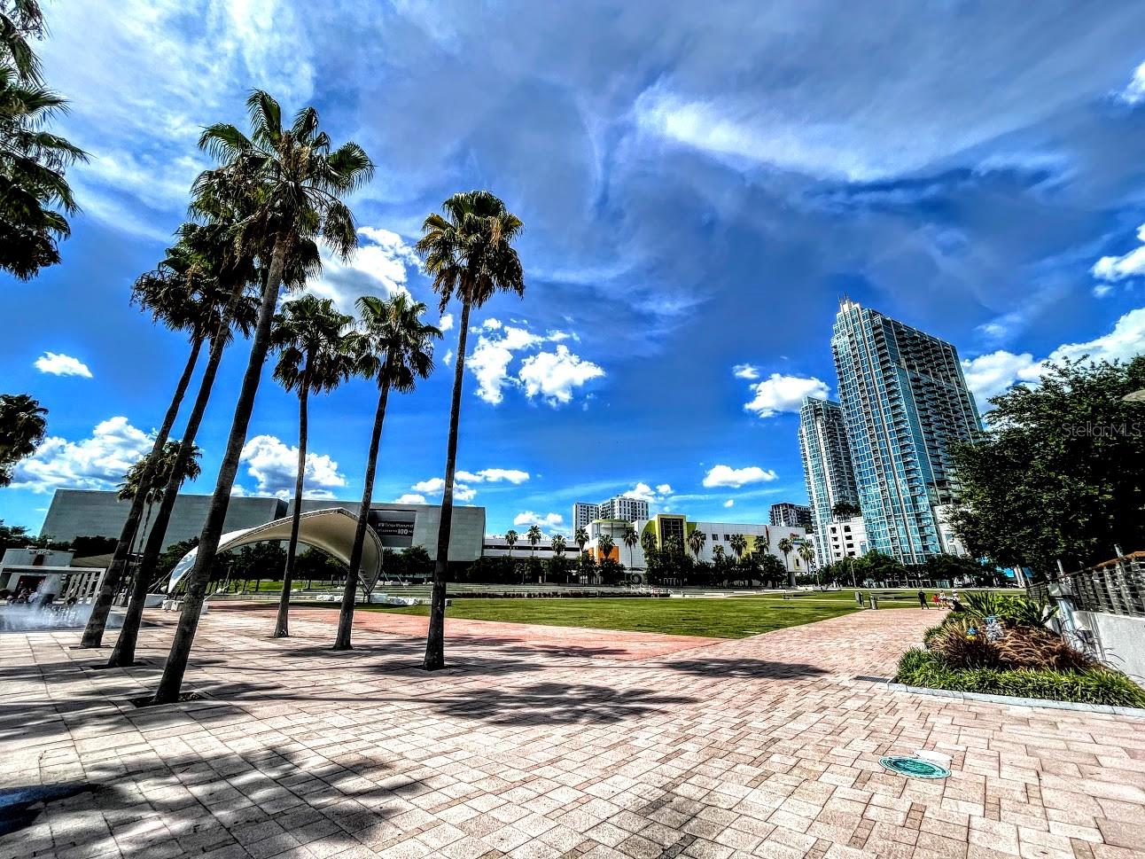 Image 45 of 58 For 3102 Horatio Street 12