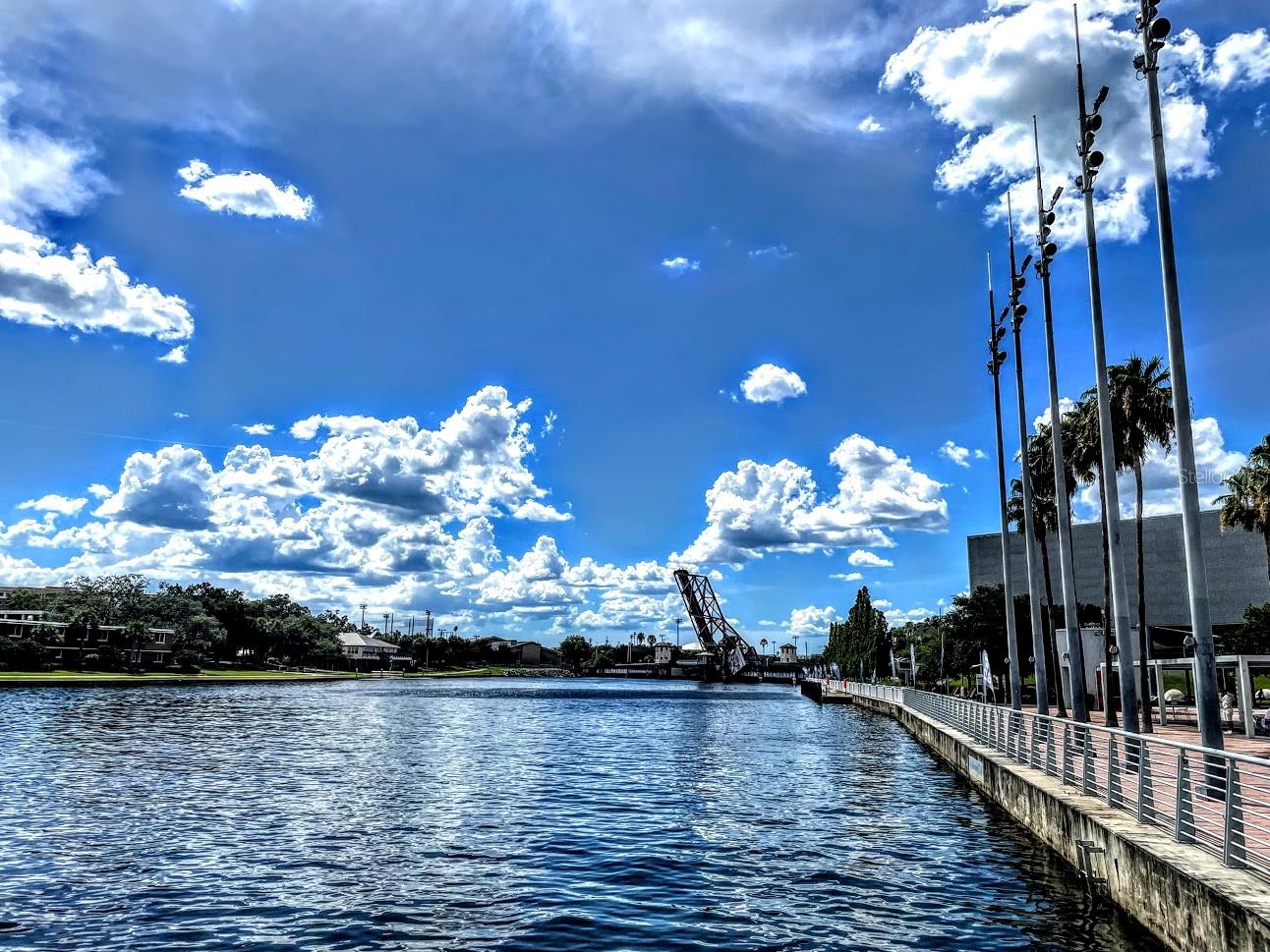 Image 46 of 58 For 3102 Horatio Street 12