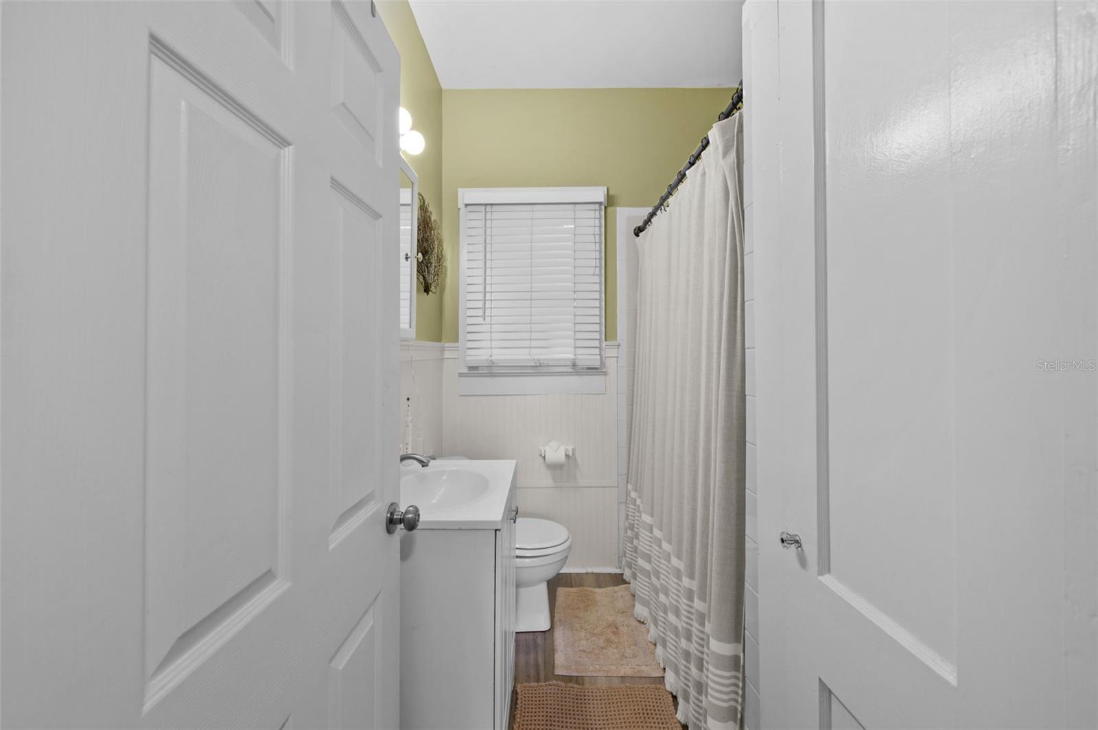 Image 14 of 42 For 1304 32nd Avenue