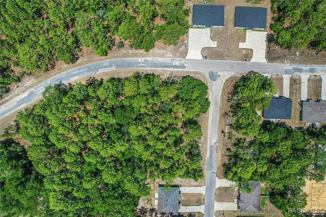 Image 13 of 15 For 9410 Peachtree Way