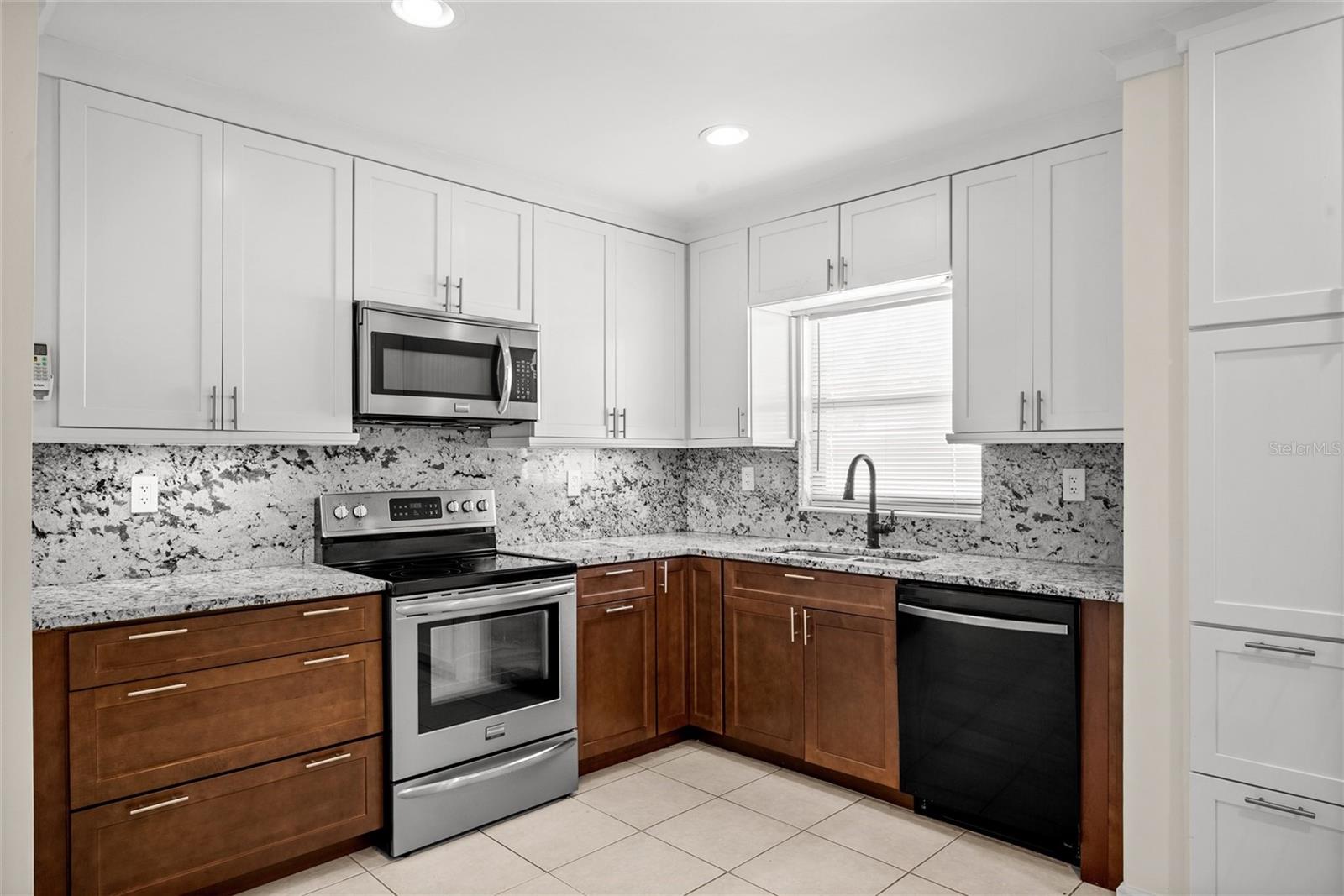 Image 9 of 25 For 5900 12th Street N