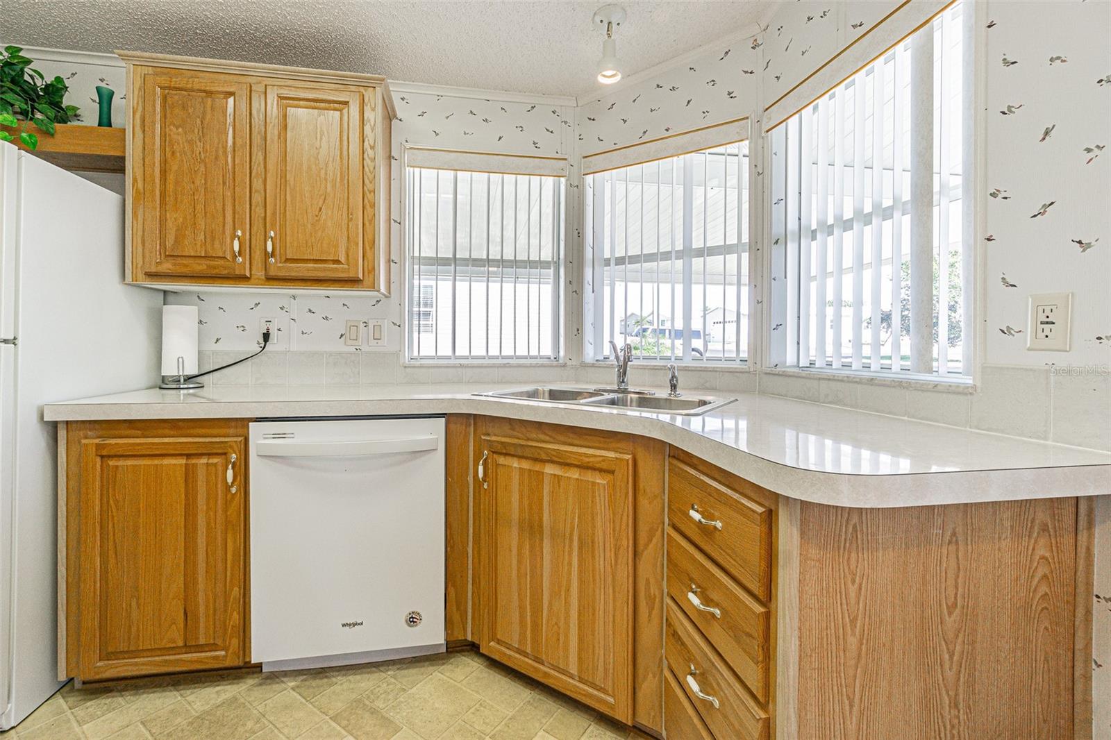 Image 24 of 48 For 37416 Neukom Avenue