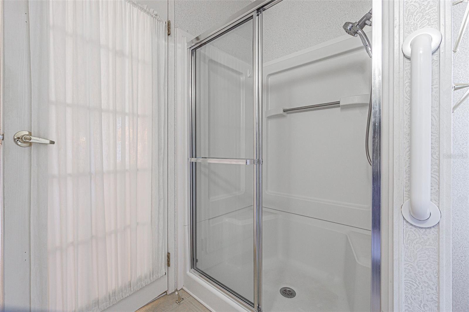 Image 28 of 48 For 37416 Neukom Avenue