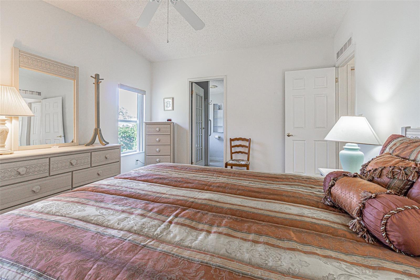 Image 31 of 48 For 37416 Neukom Avenue