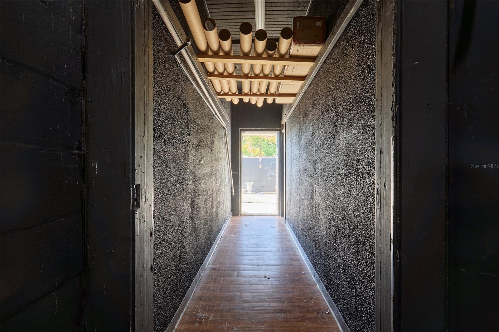 Image 19 of 48 For 1834 Tamiami Trail