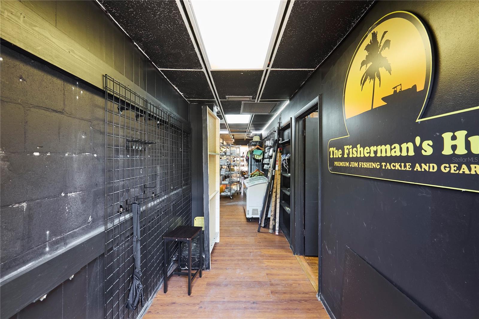 Image 20 of 48 For 1834 Tamiami Trail