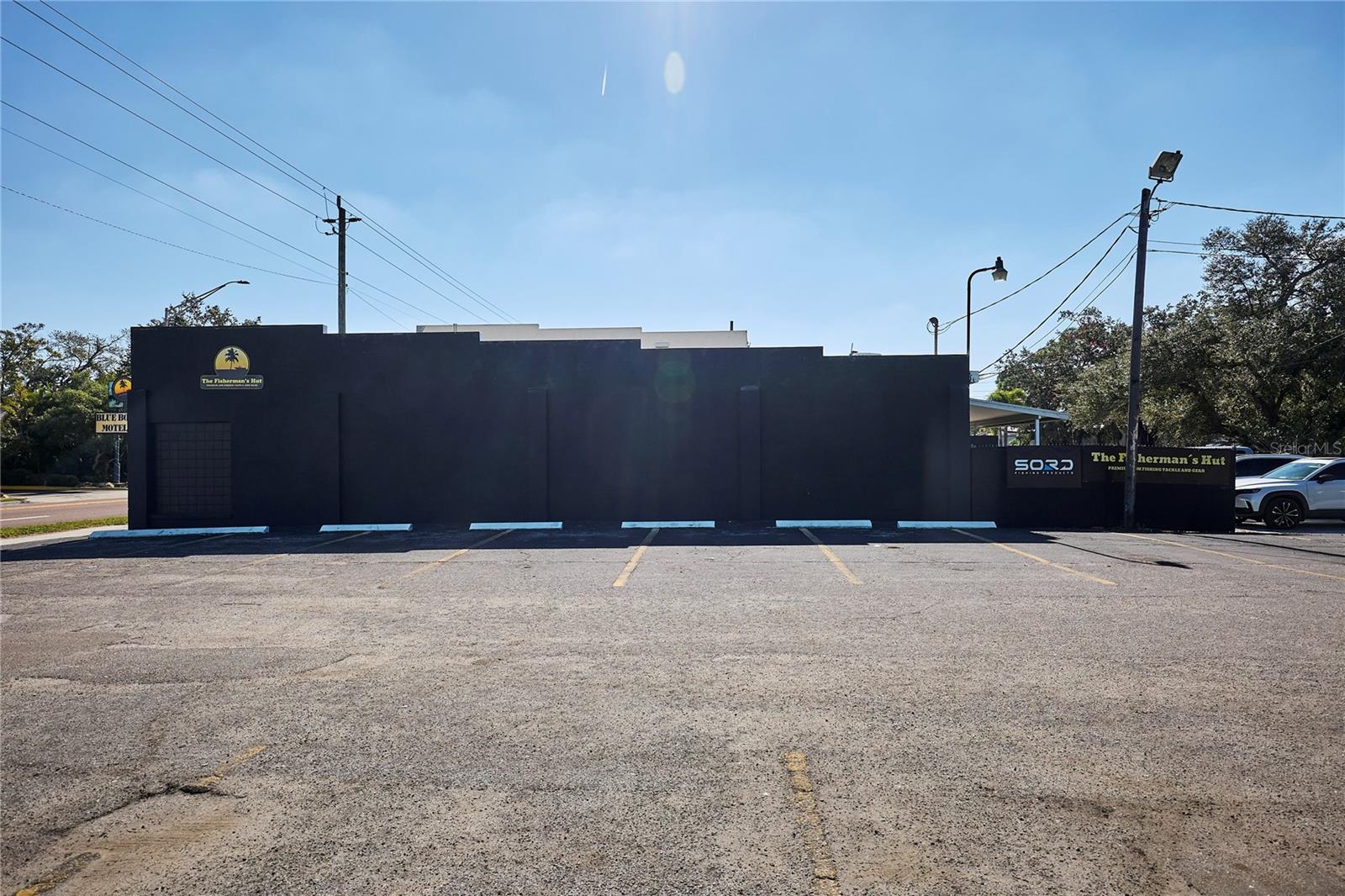 Image 3 of 48 For 1834 Tamiami Trail