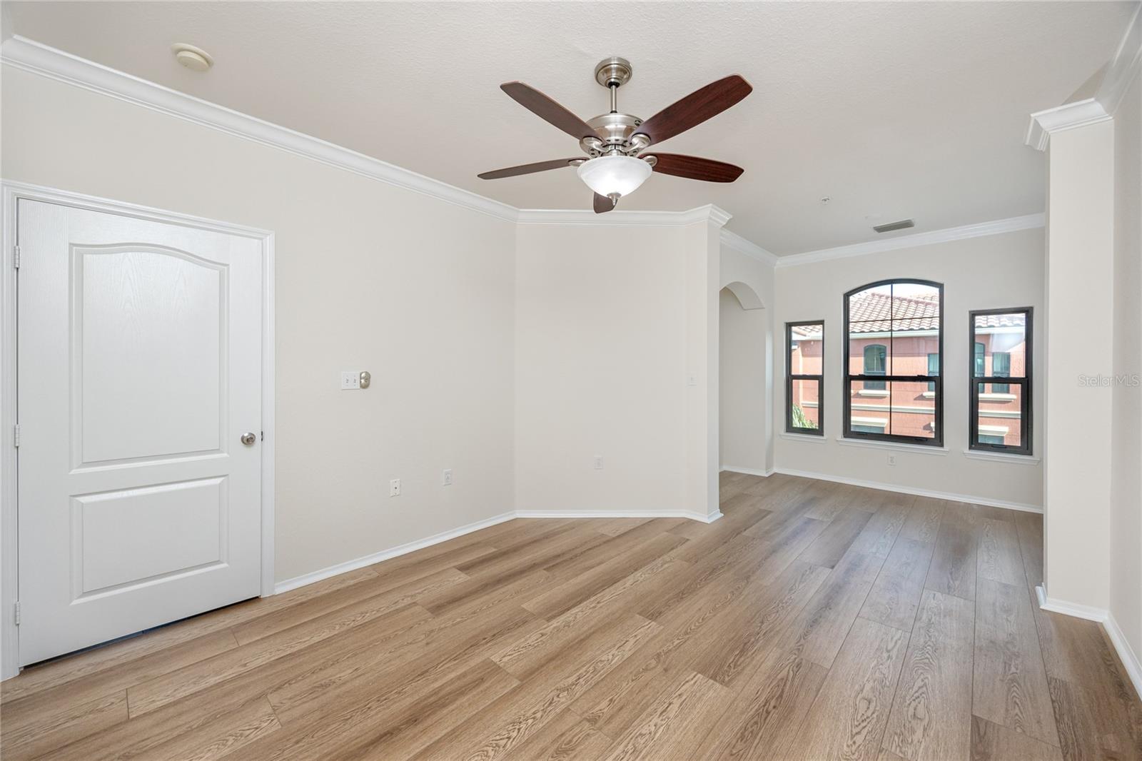 Image 16 of 43 For 2733 Via Cipriani  830a