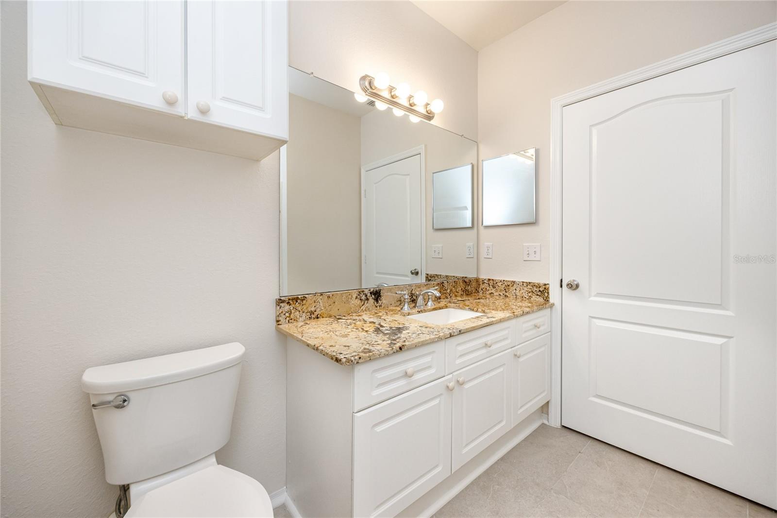 Image 24 of 43 For 2733 Via Cipriani  830a