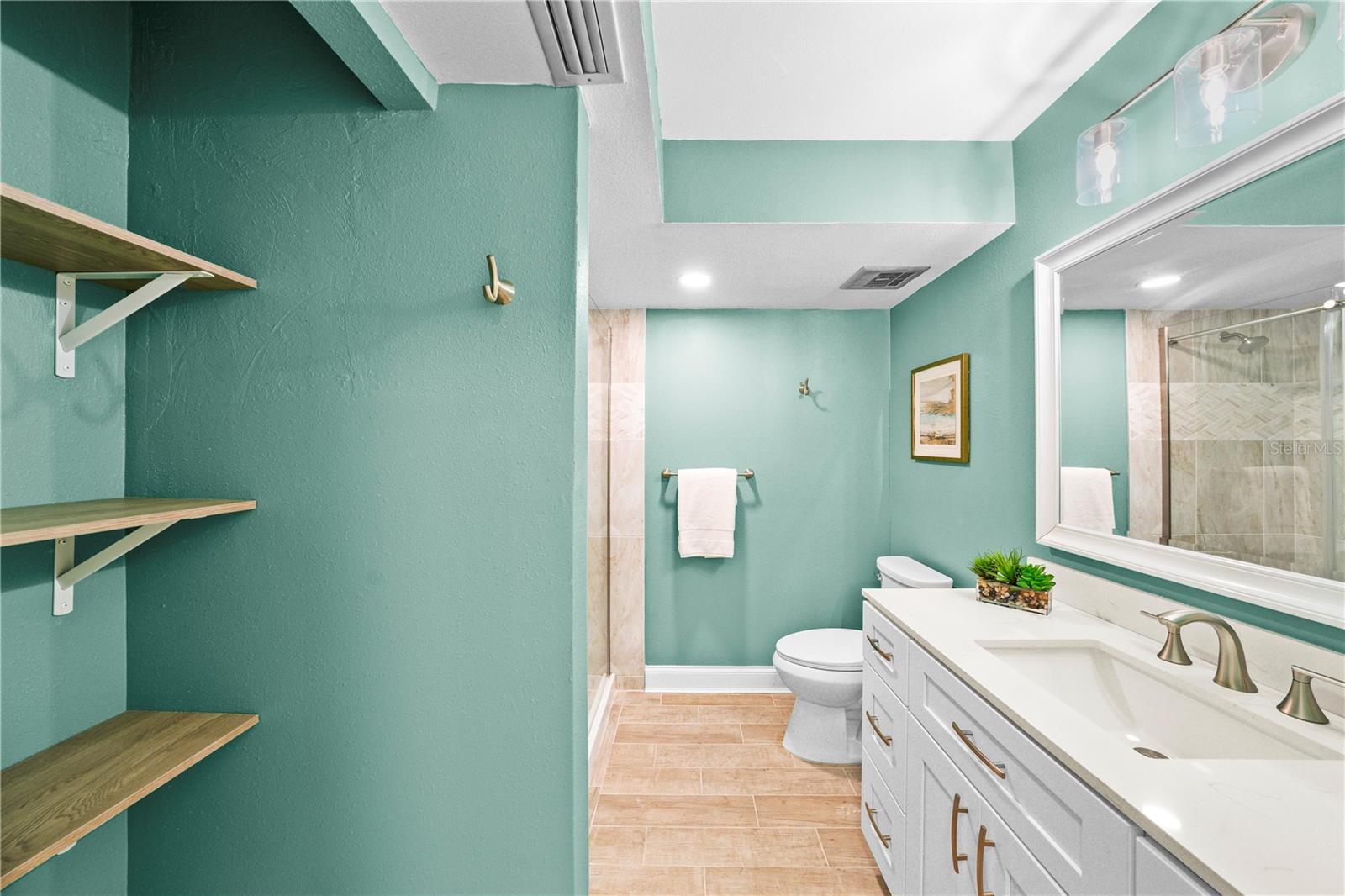 Listing photo id 30 for 642 Boca Ciega Point Boulevard S