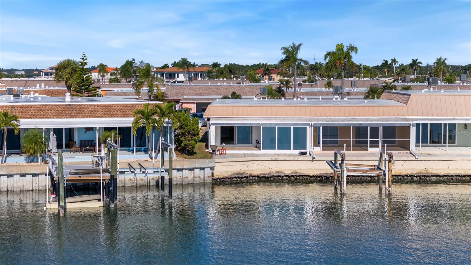 Listing photo id 39 for 642 Boca Ciega Point Boulevard S