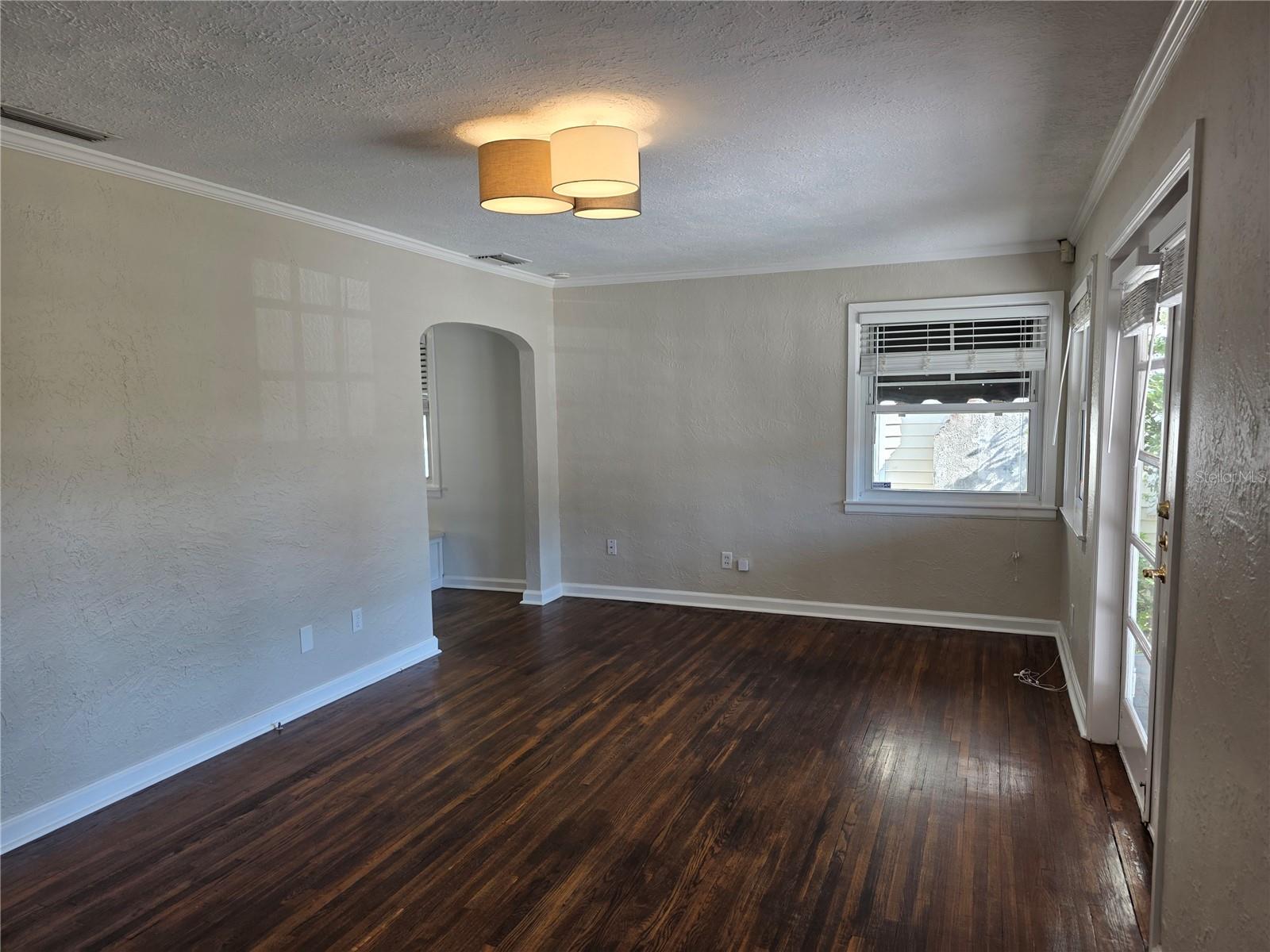 Image 13 of 49 For 775 20th Avenue N