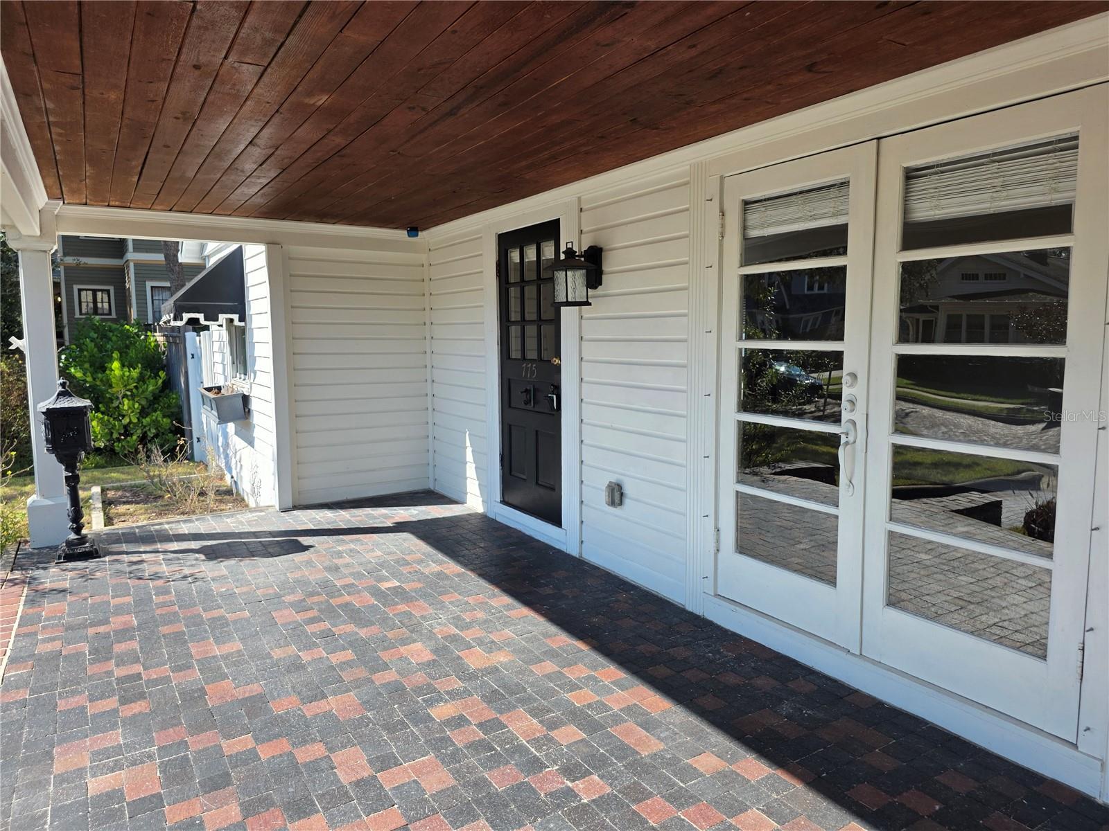 Image 2 of 49 For 775 20th Avenue N