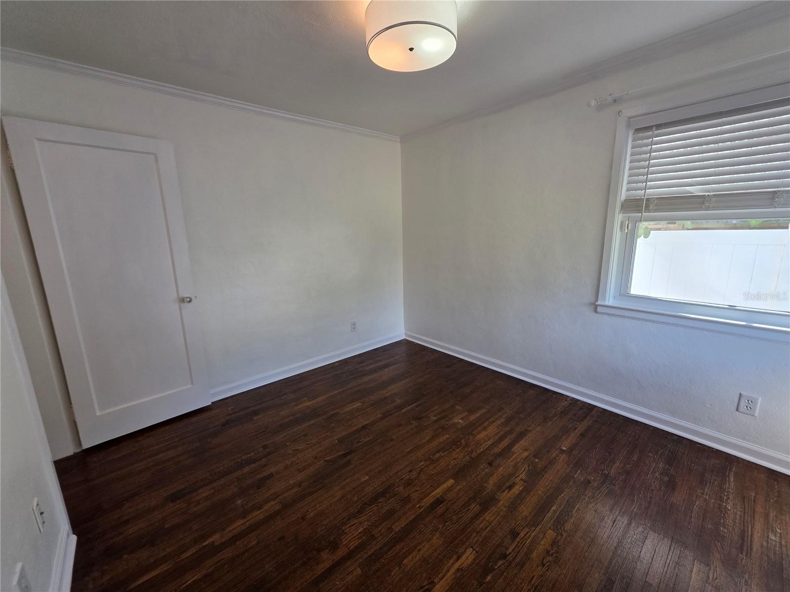 Image 29 of 49 For 775 20th Avenue N