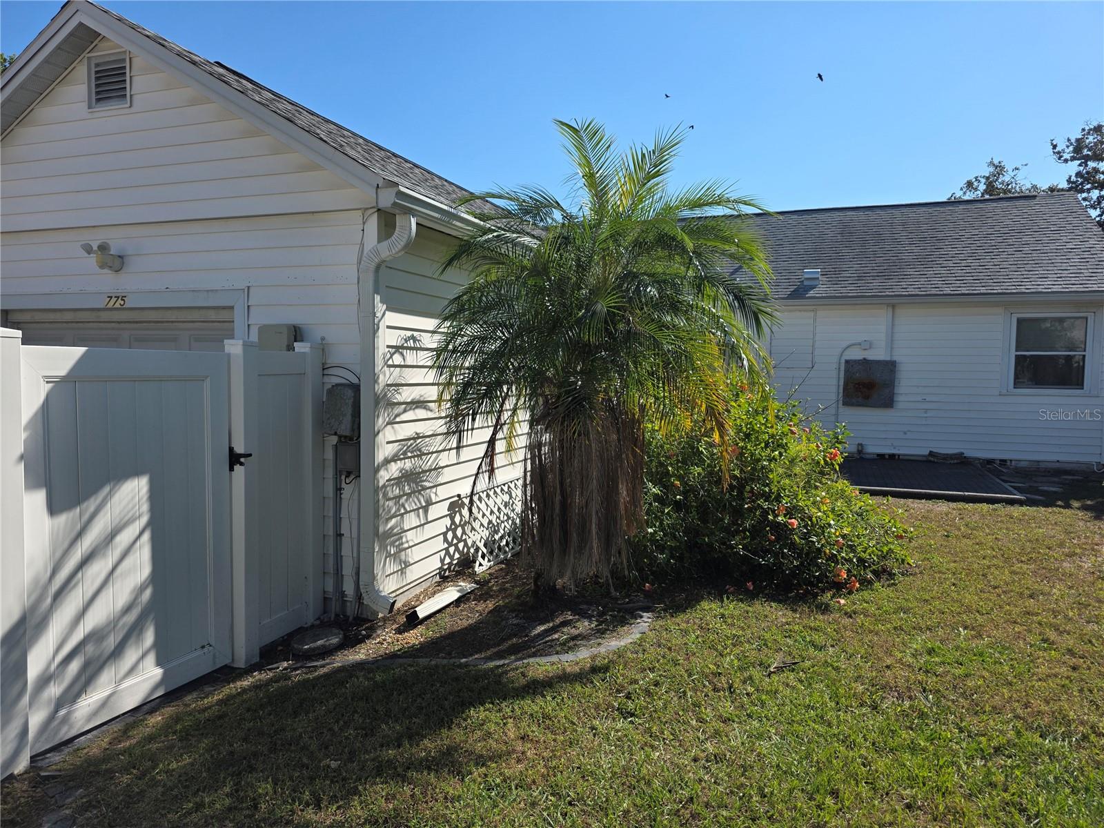 Image 35 of 49 For 775 20th Avenue N