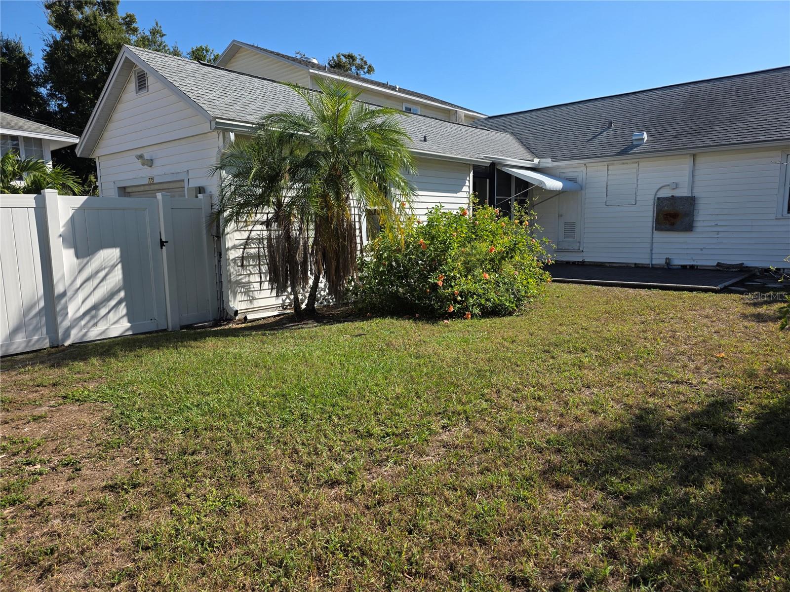 Image 36 of 49 For 775 20th Avenue N