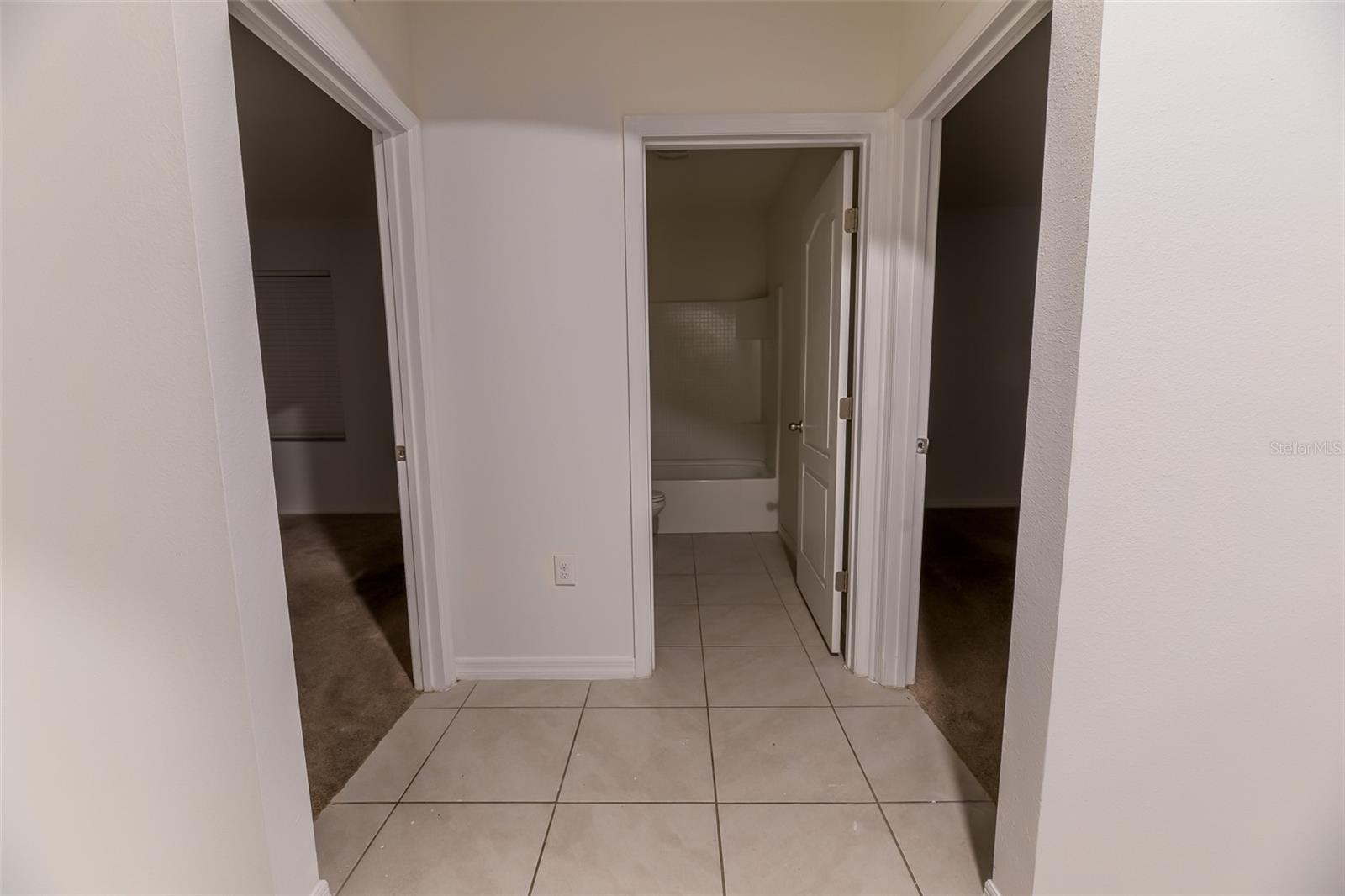 Image 10 of 66 For 702 Peyton Brooke Way