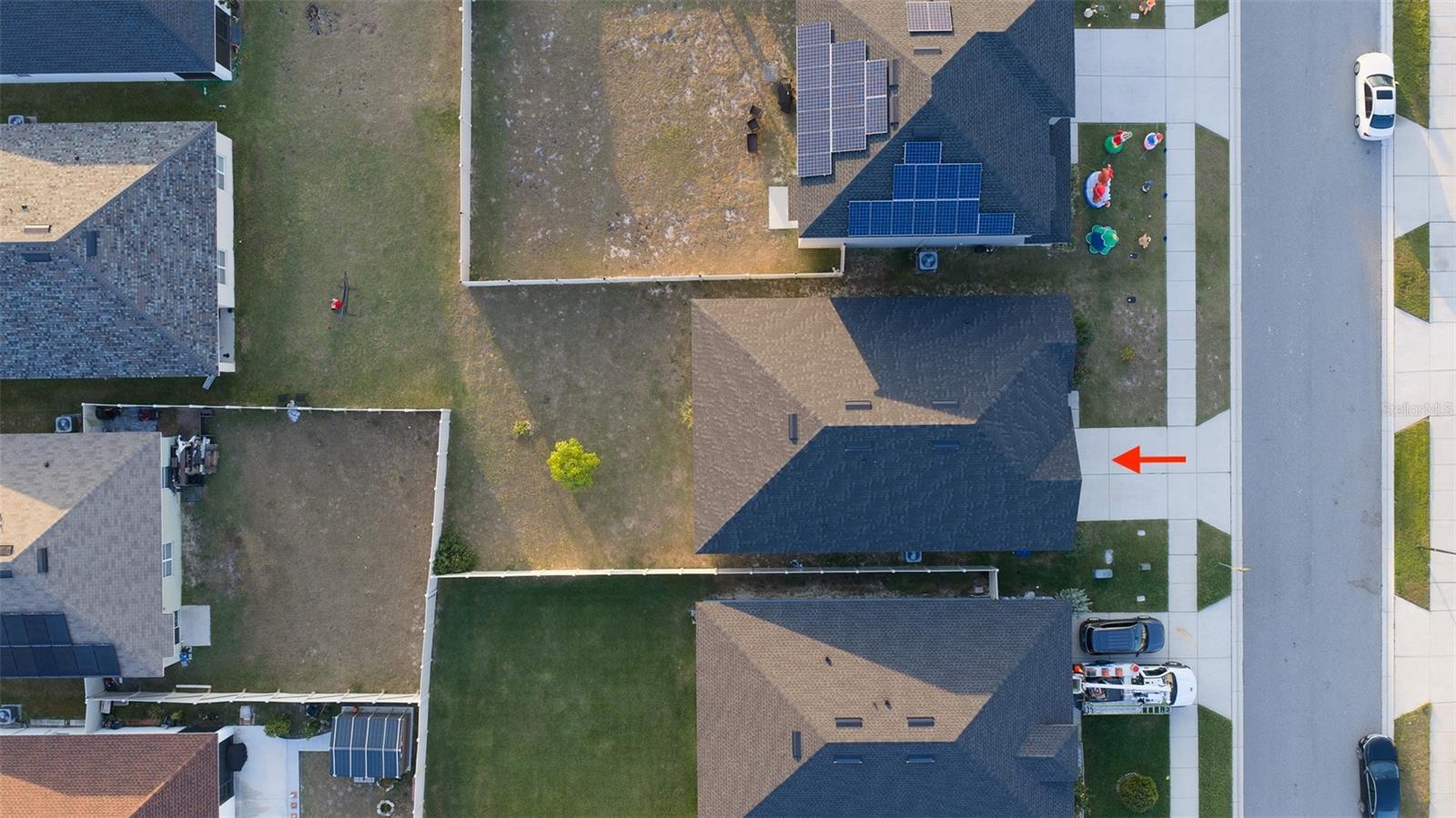 Image 2 of 66 For 702 Peyton Brooke Way