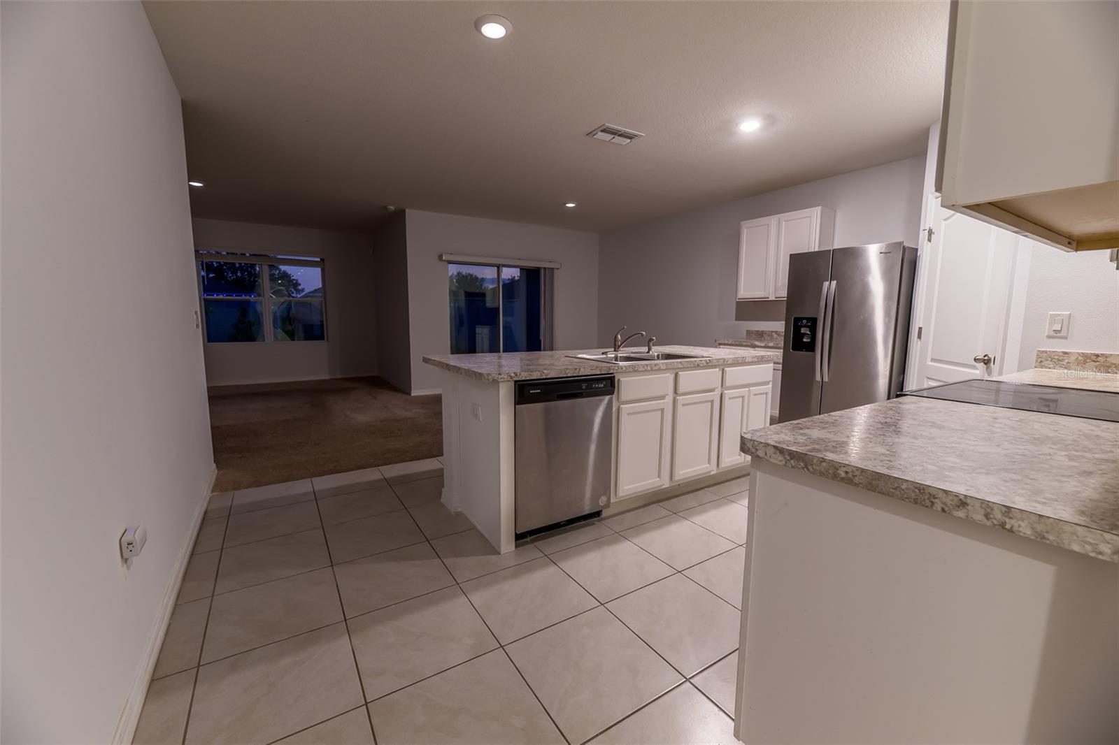 Image 28 of 66 For 702 Peyton Brooke Way