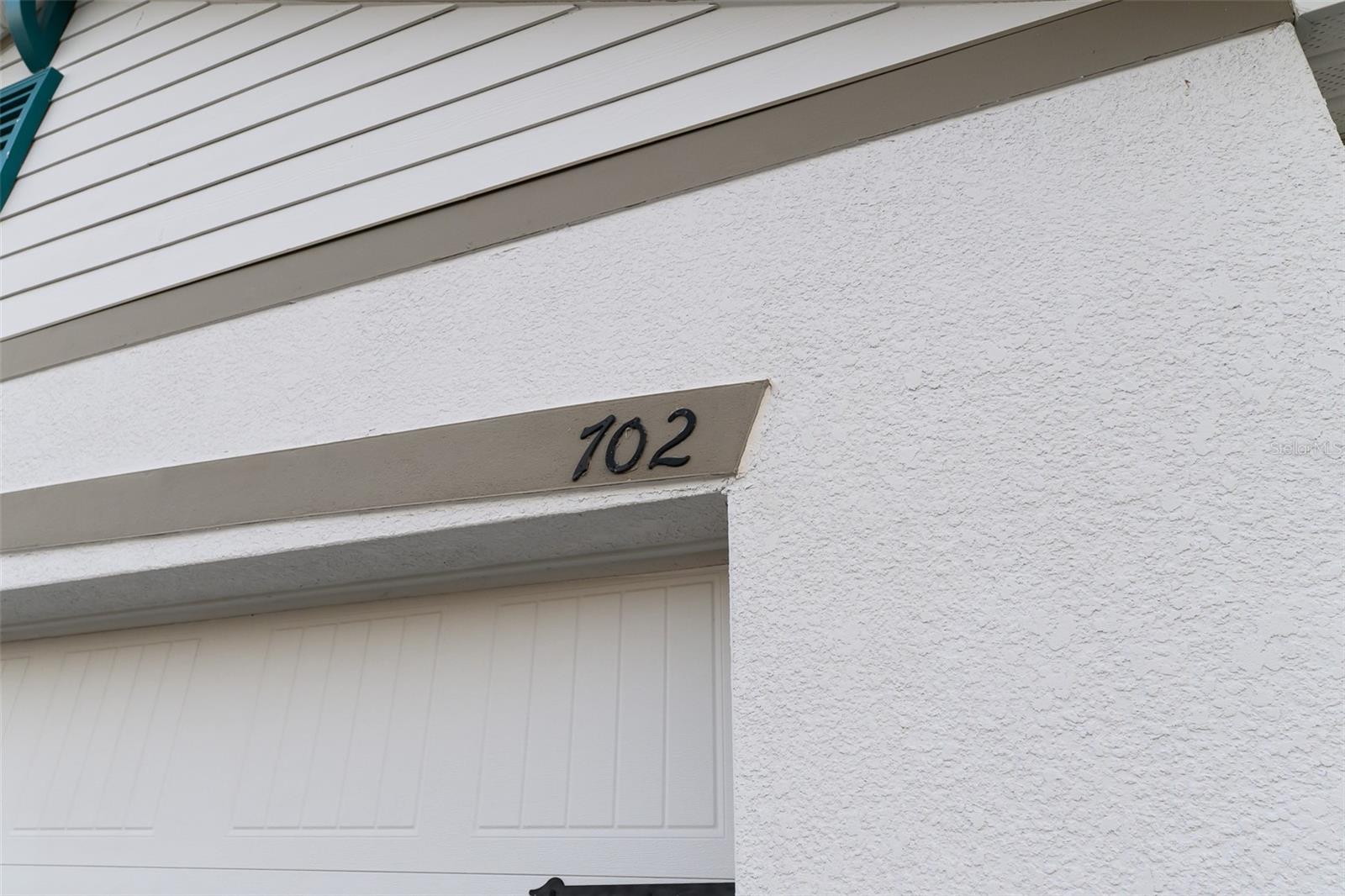 Image 4 of 66 For 702 Peyton Brooke Way