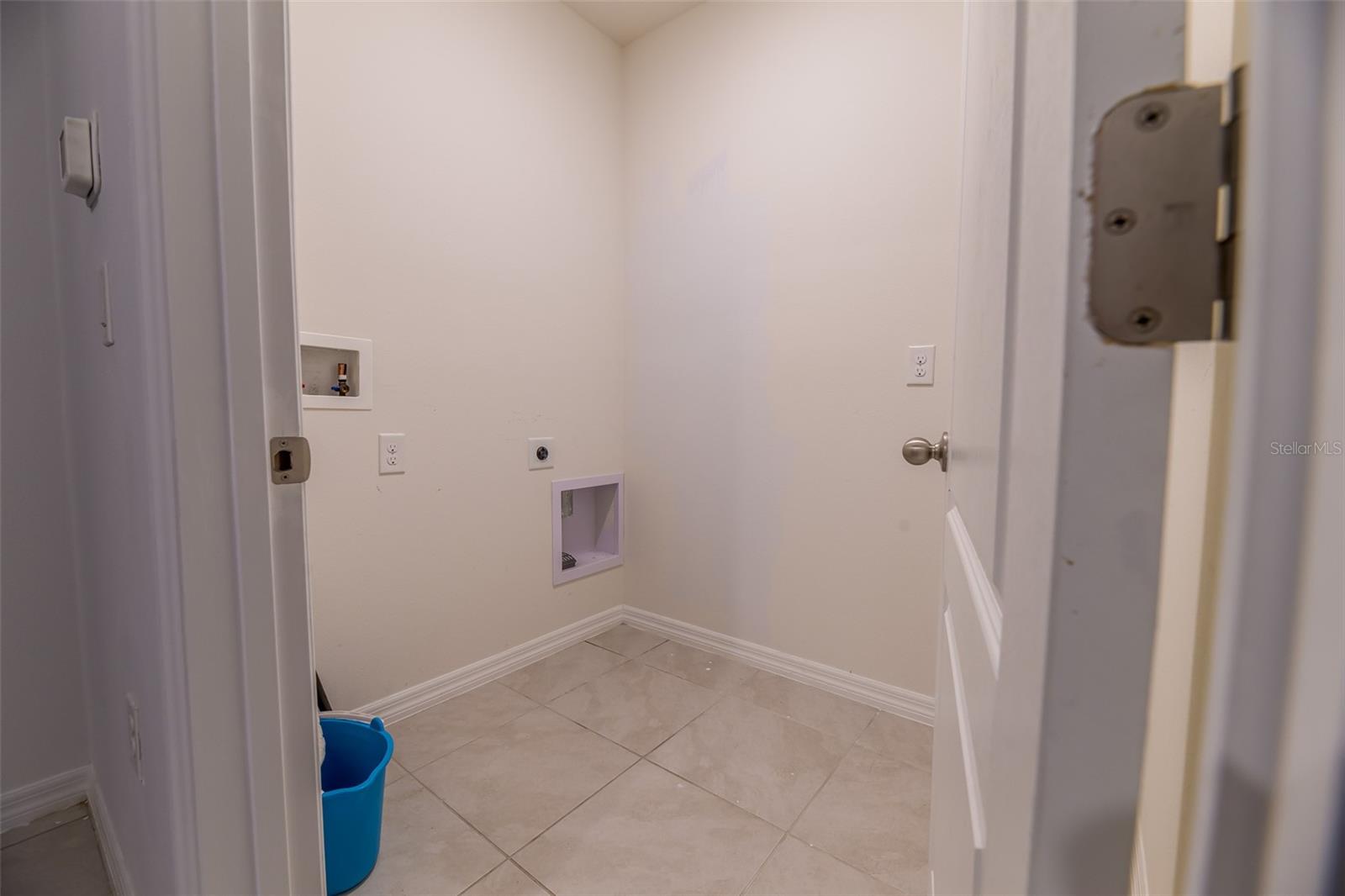 Image 40 of 66 For 702 Peyton Brooke Way