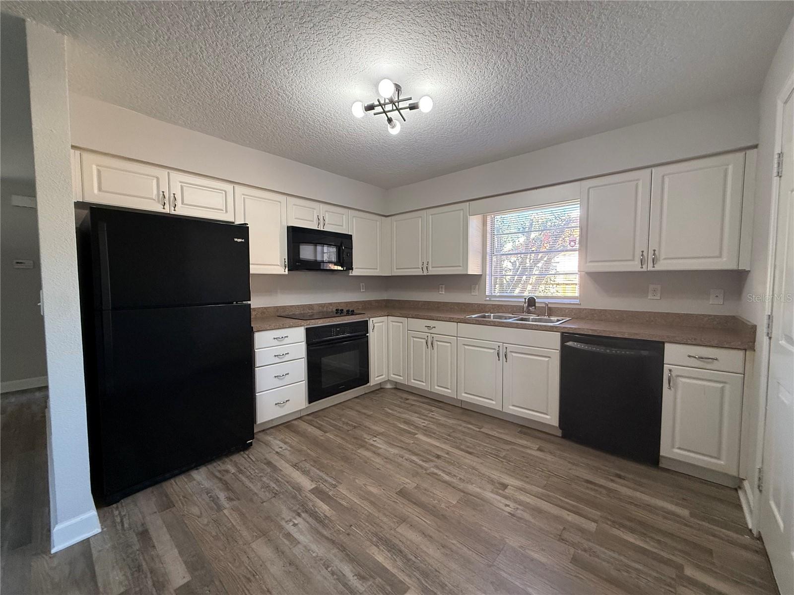 Image 4 of 20 For 5839 12th Street