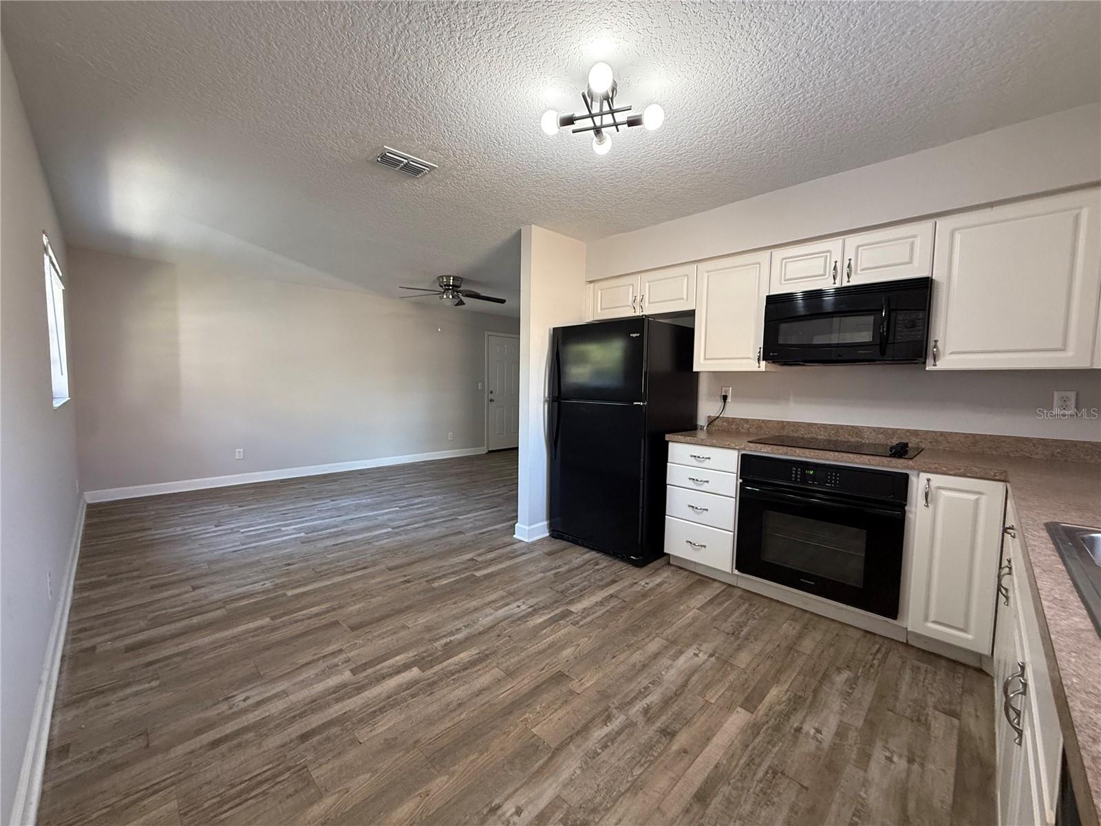 Image 5 of 20 For 5839 12th Street