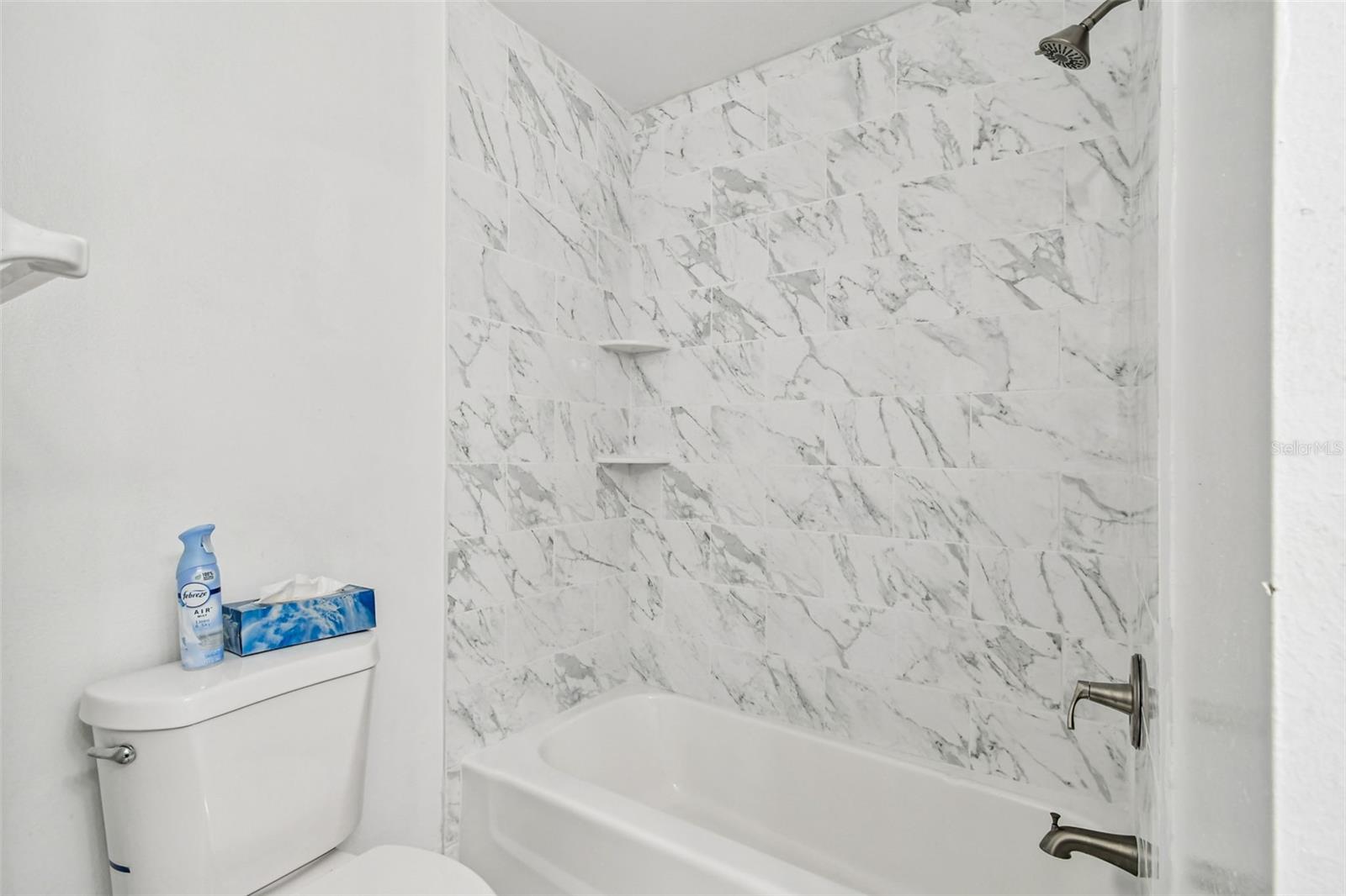 Listing photo id 22 for 3643 Greatwood Court