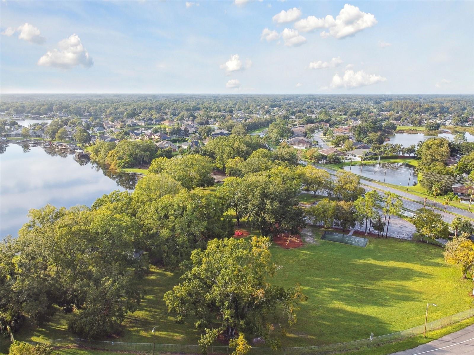 Listing photo id 33 for 3643 Greatwood Court