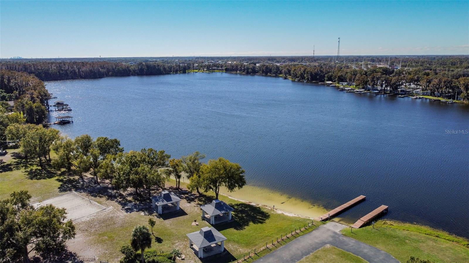 Listing photo id 36 for 3643 Greatwood Court