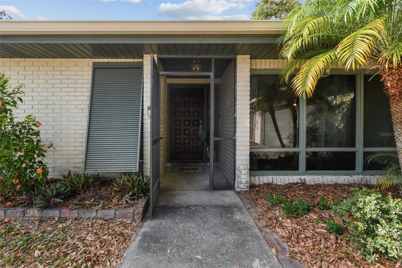 Listing photo id 3 for 3643 Greatwood Court