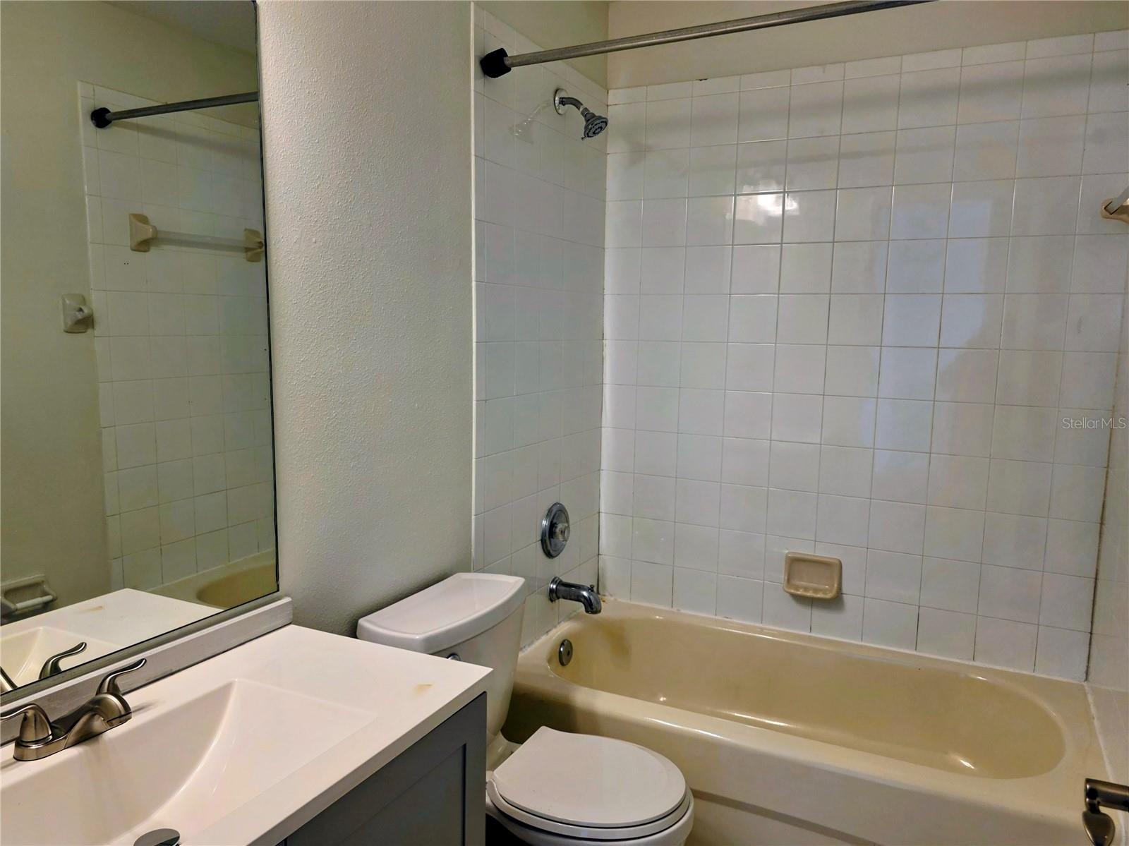 Image 12 of 17 For 20403 Harvest Oak Court