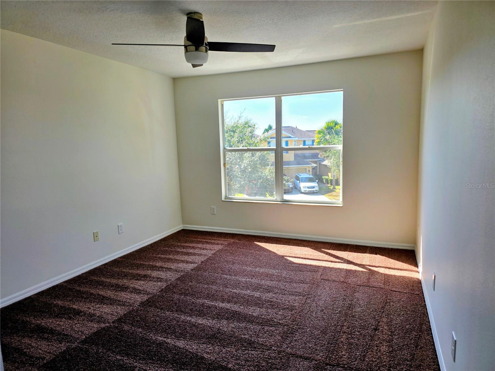 Image 8 of 17 For 20403 Harvest Oak Court