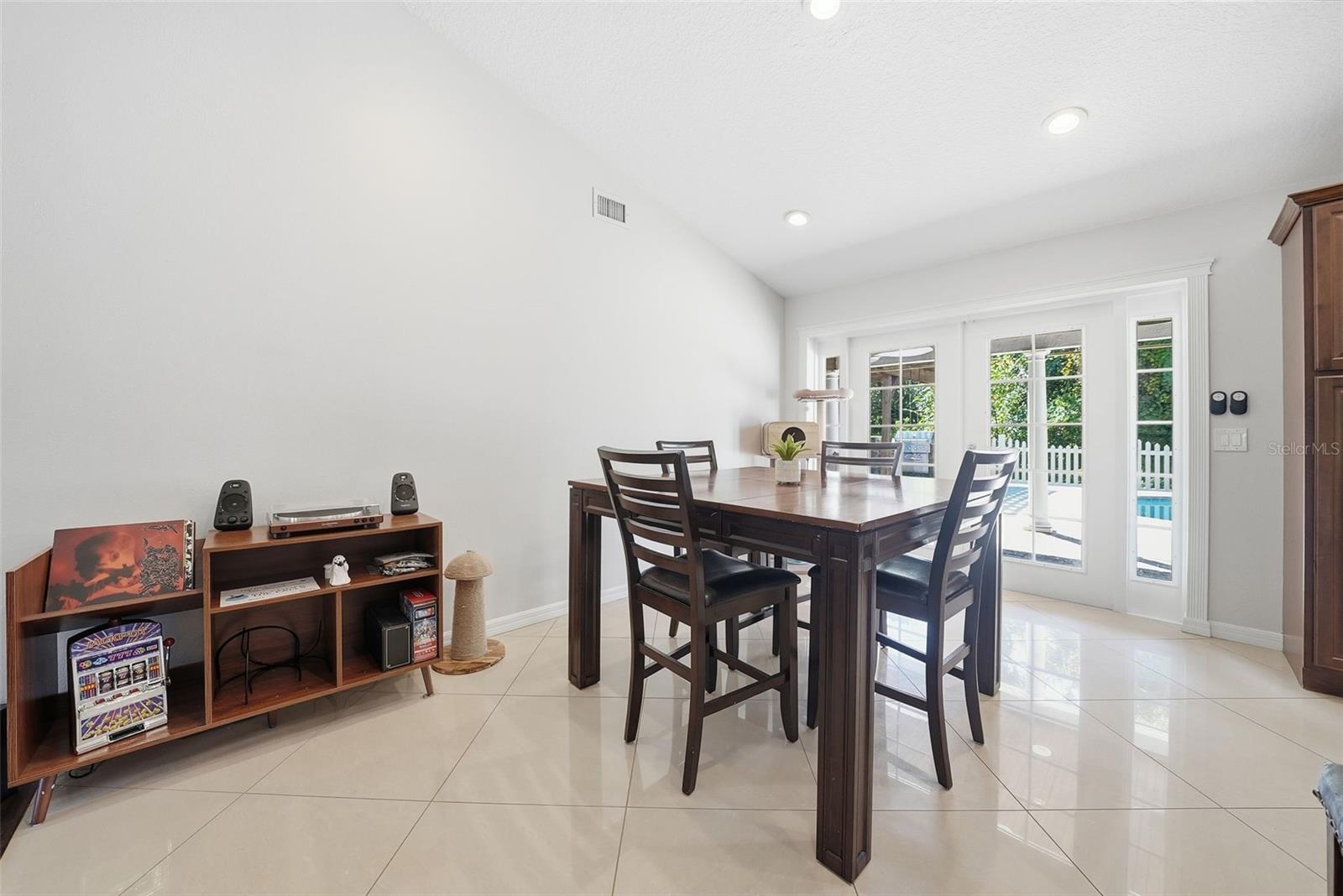 Image 12 of 36 For 4688 72nd Court E