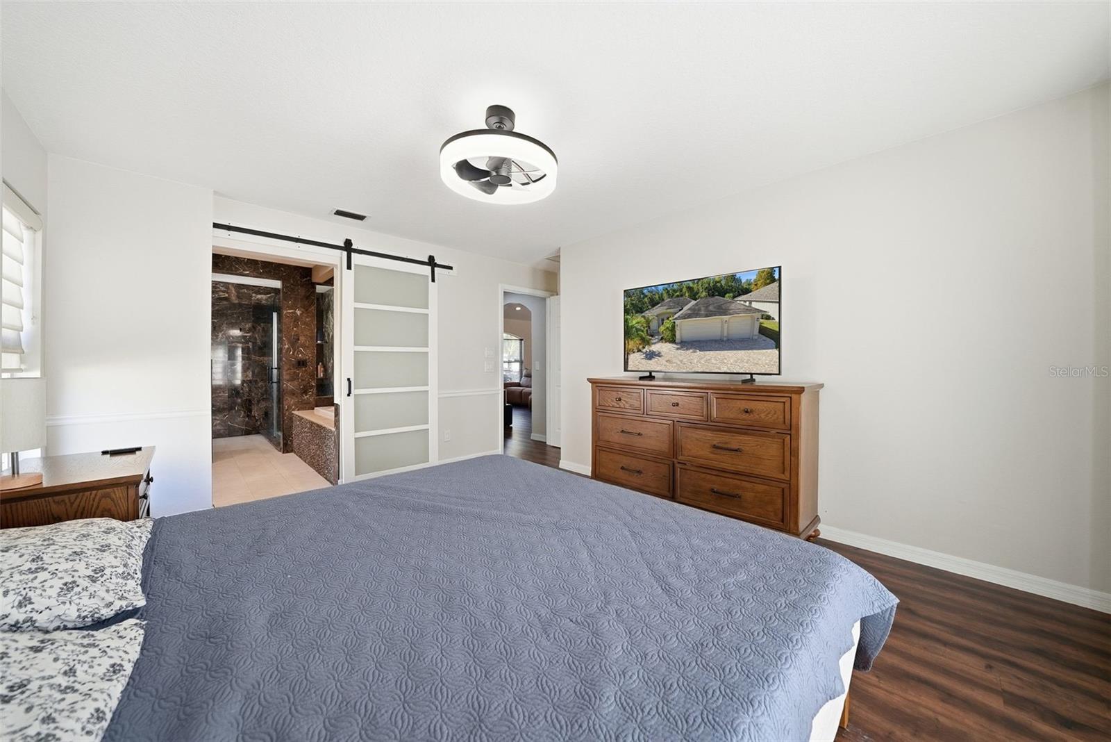 Image 15 of 36 For 4688 72nd Court E