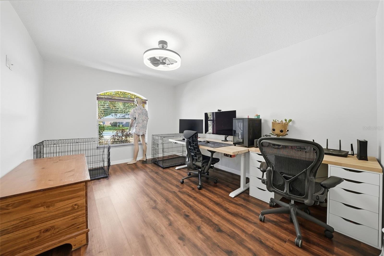 Image 24 of 36 For 4688 72nd Court E