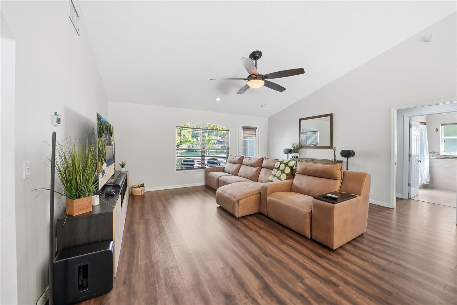 Image 6 of 36 For 4688 72nd Court E